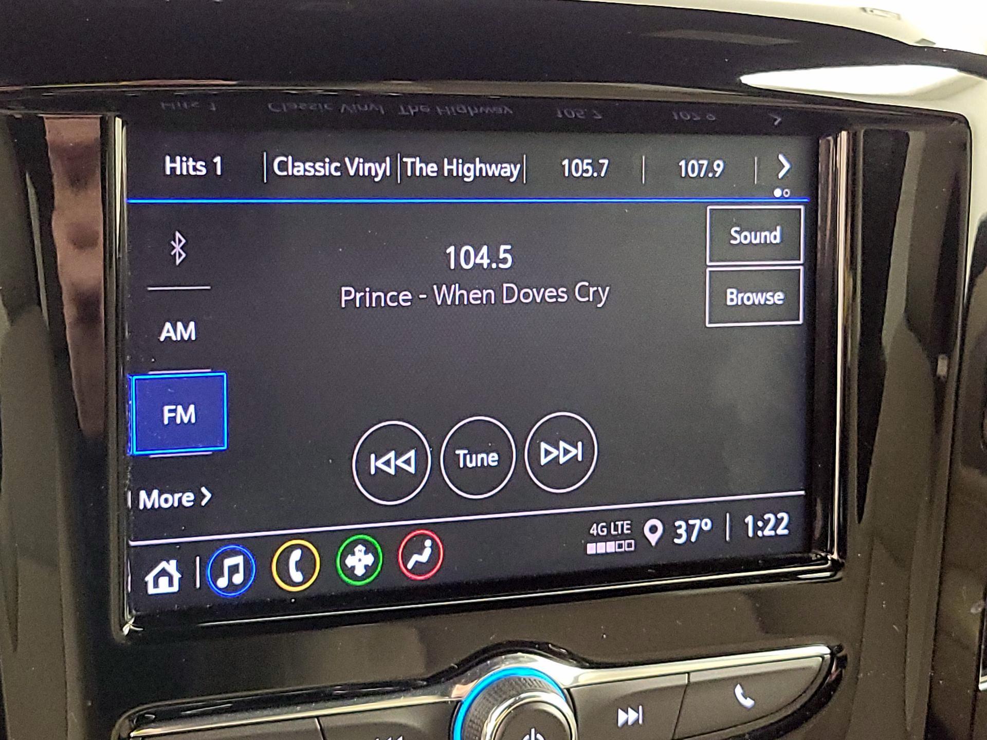 Thumbnail: 2023 Chevrolet Traverse - 15