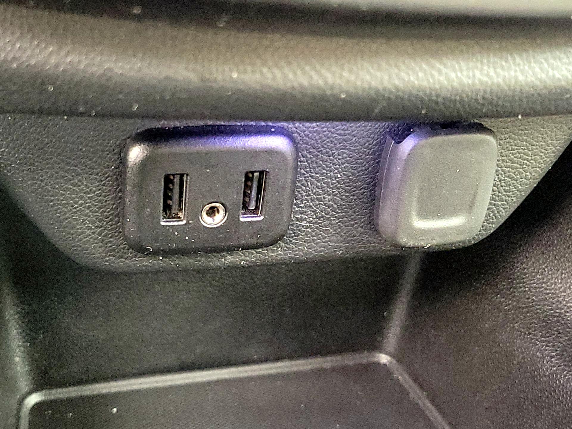 Thumbnail: 2023 Chevrolet Traverse - 18