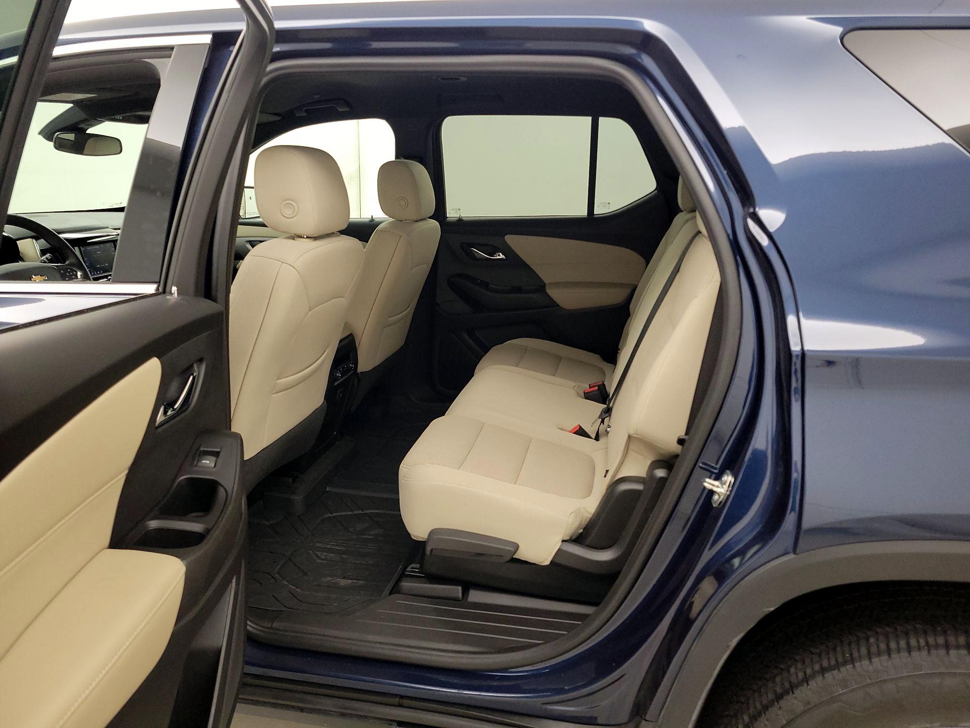 Thumbnail: 2023 Chevrolet Traverse - 19