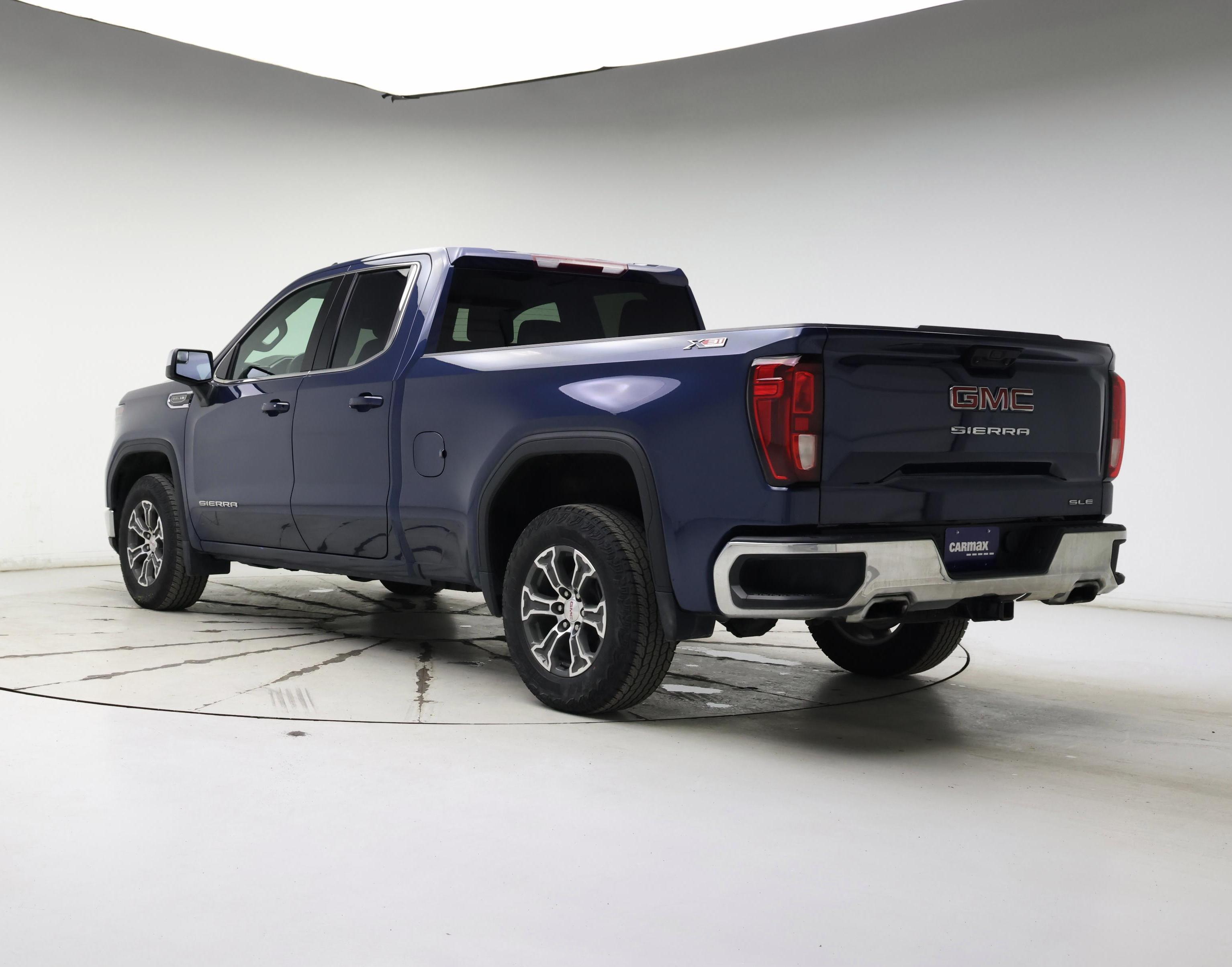 Thumbnail: 2023 GMC Sierra 1500 - 2