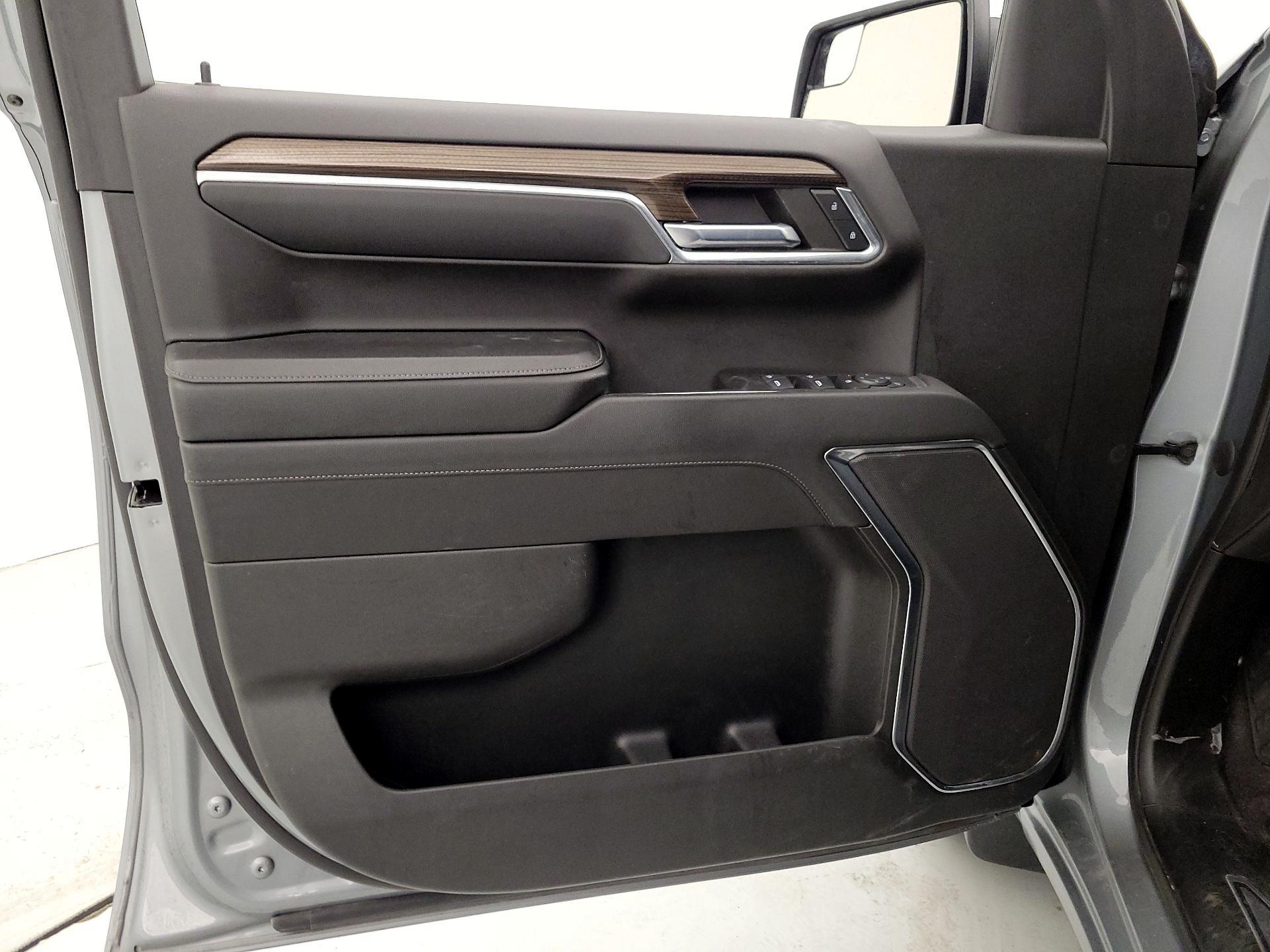 Thumbnail: 2023 Chevrolet Silverado 1500 - 12