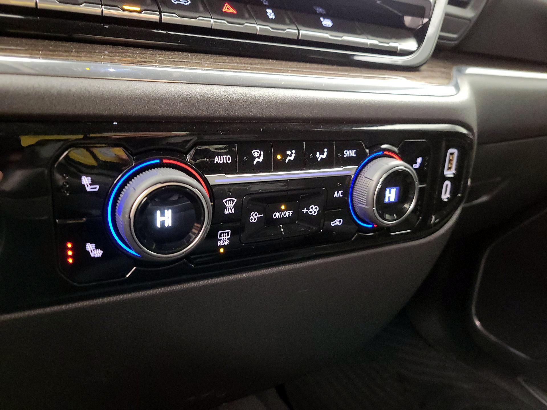 Thumbnail: 2023 Chevrolet Silverado 1500 - 17