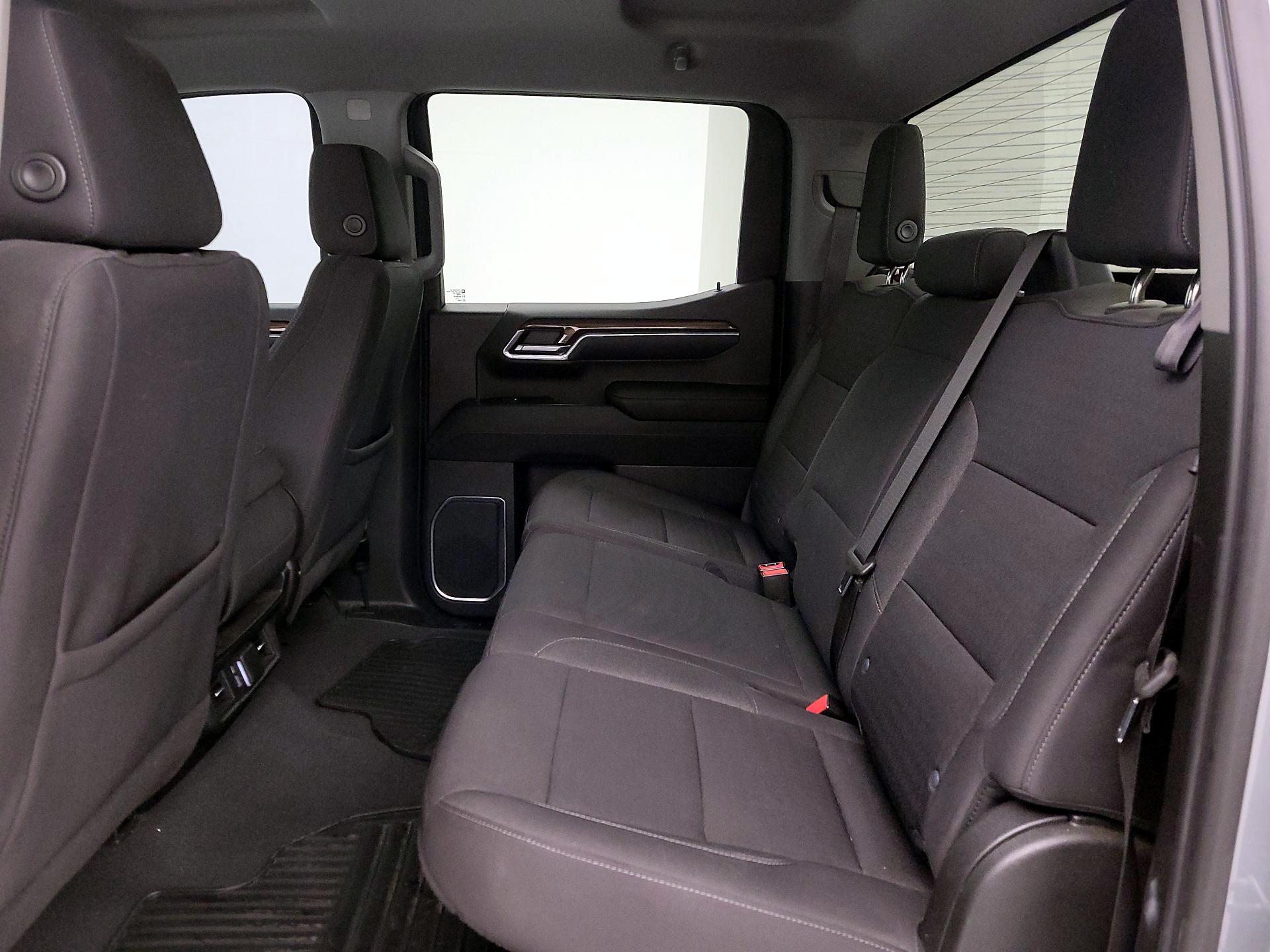 Thumbnail: 2023 Chevrolet Silverado 1500 - 20