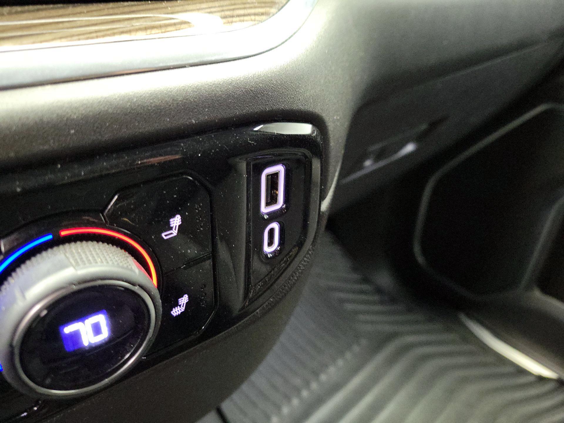 Thumbnail: 2022 Chevrolet Silverado 1500 - 18