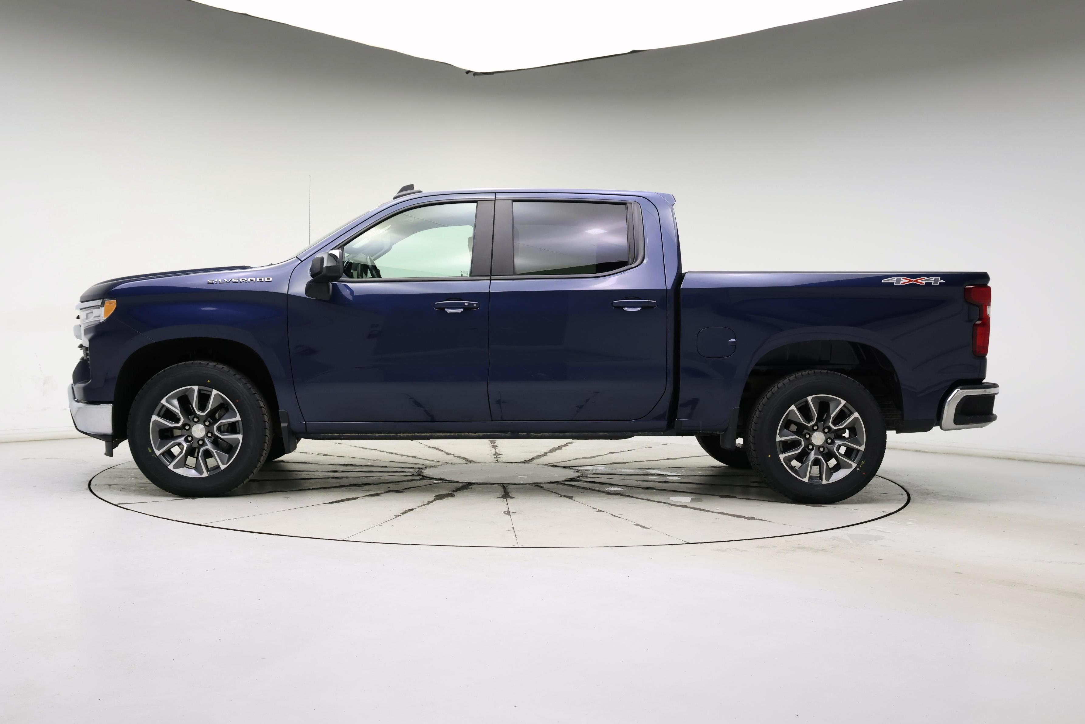 Thumbnail: 2022 Chevrolet Silverado 1500 - 3