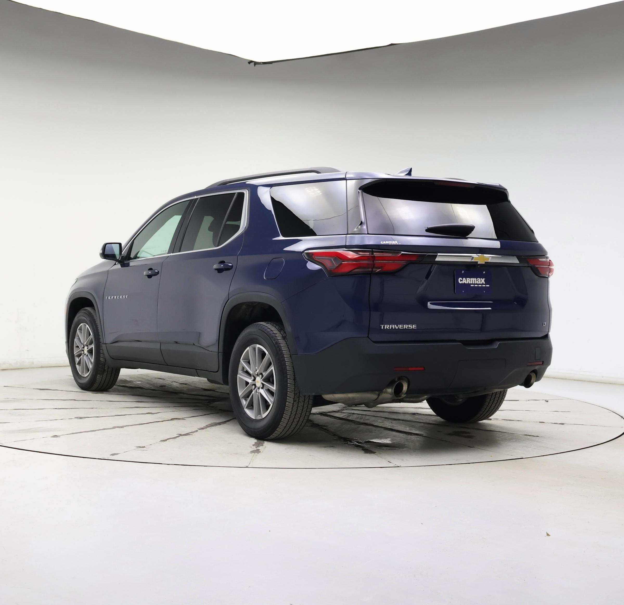 Thumbnail: 2023 Chevrolet Traverse - 2