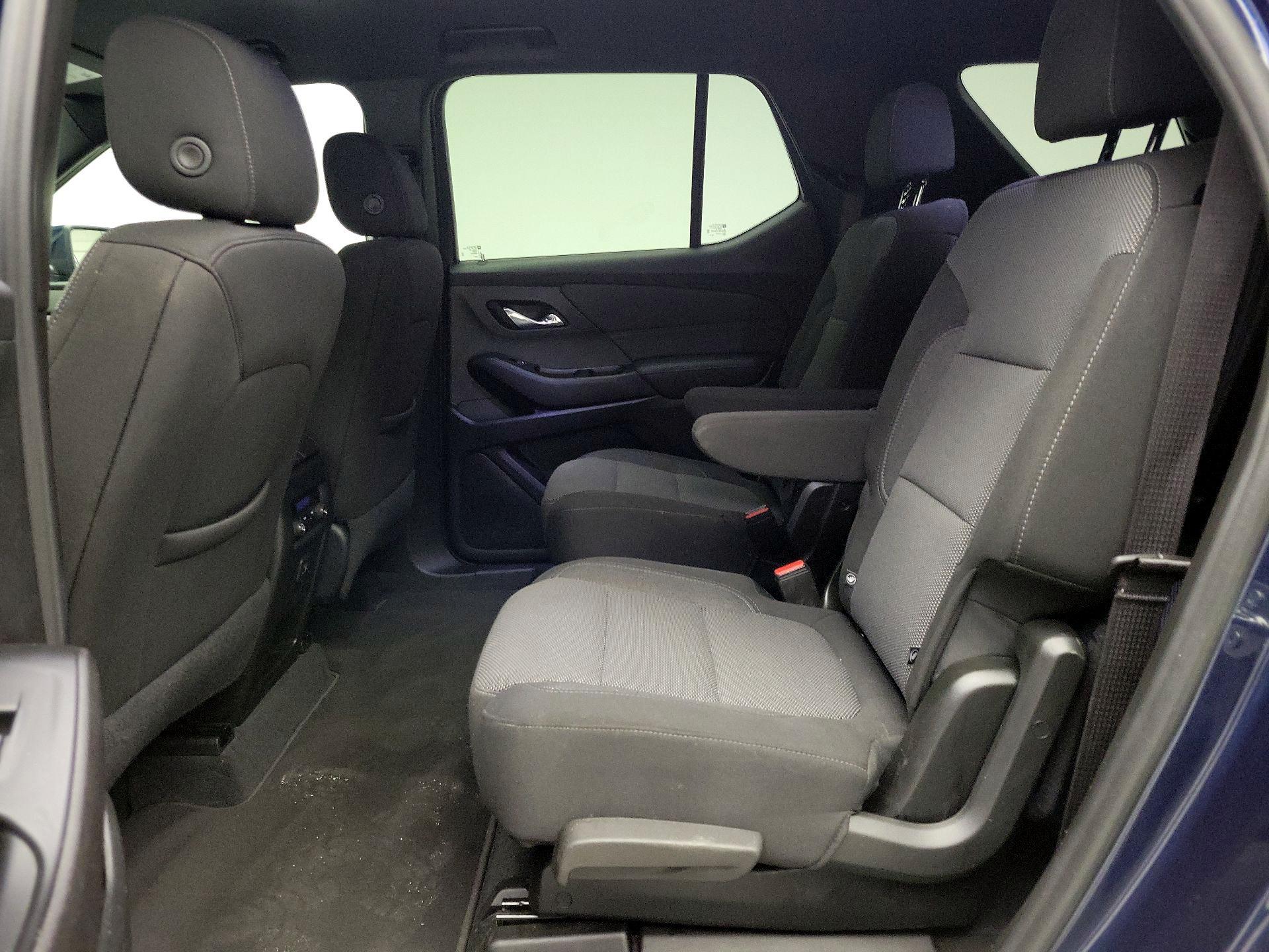 Thumbnail: 2023 Chevrolet Traverse - 19