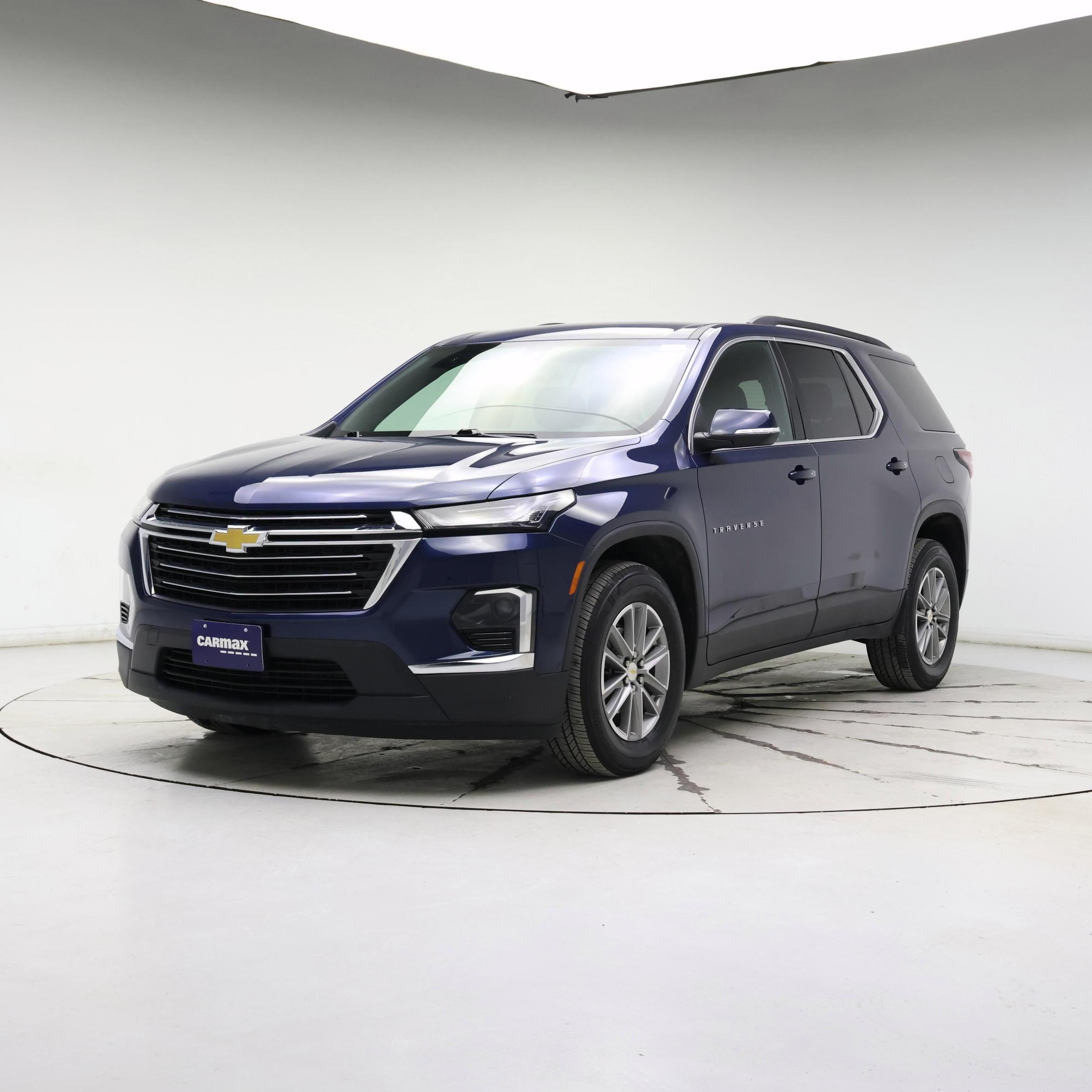 Thumbnail: 2023 Chevrolet Traverse - 4