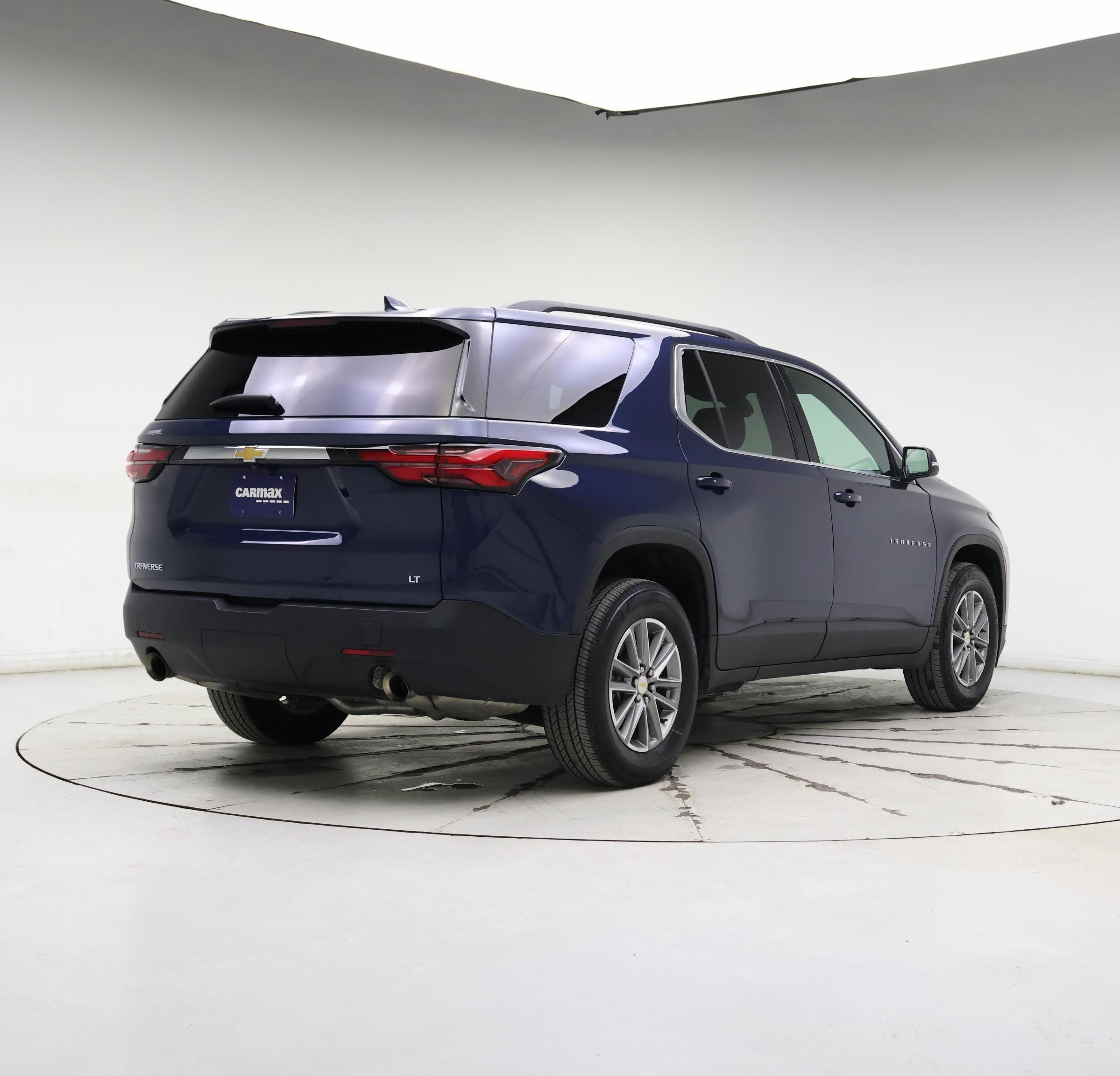 Thumbnail: 2023 Chevrolet Traverse - 8