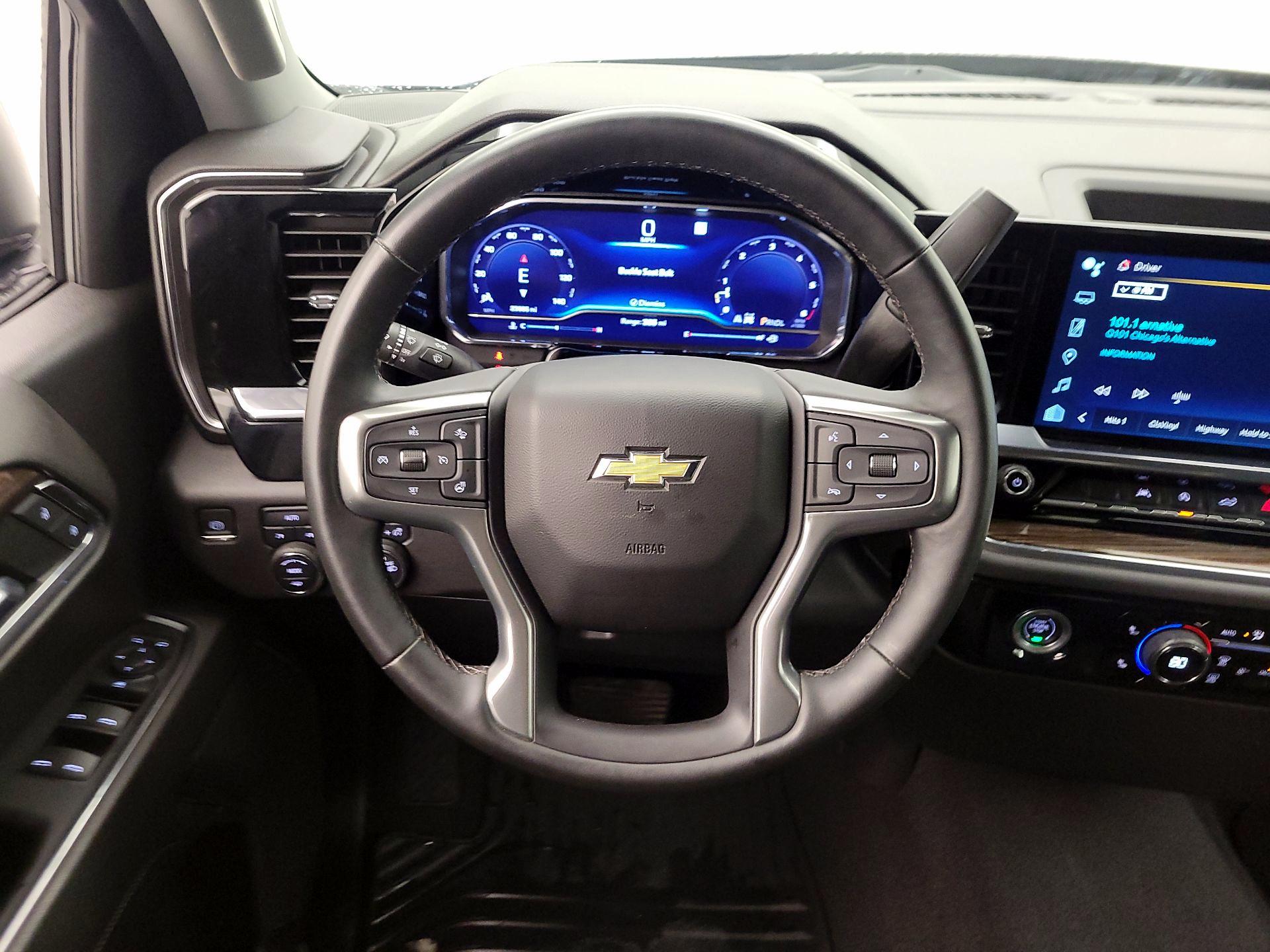 Thumbnail: 2023 Chevrolet Silverado 1500 - 10