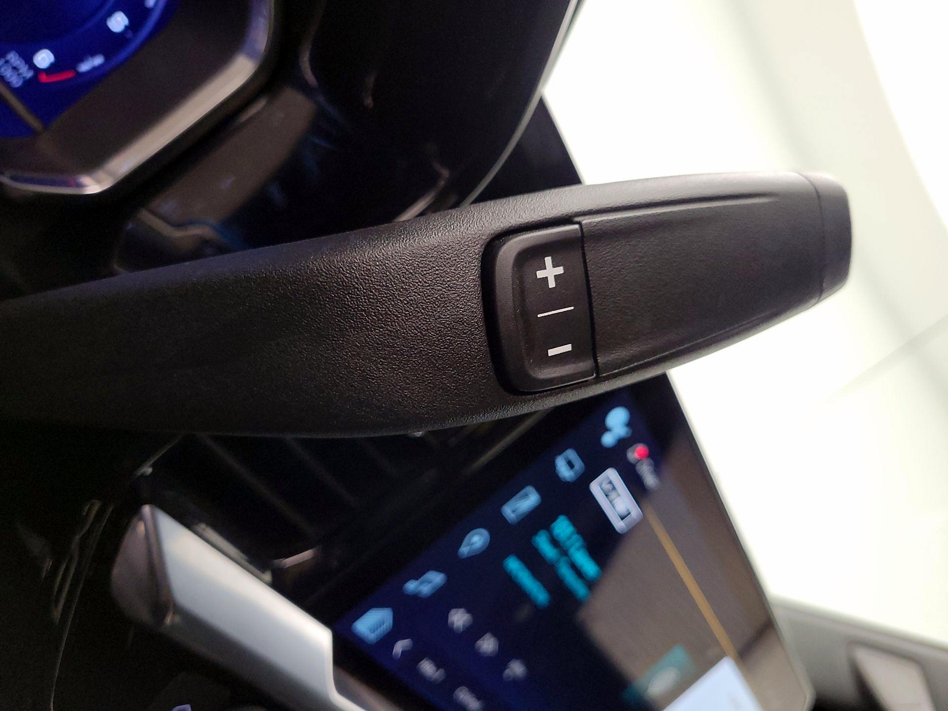 Thumbnail: 2023 Chevrolet Silverado 1500 - 17