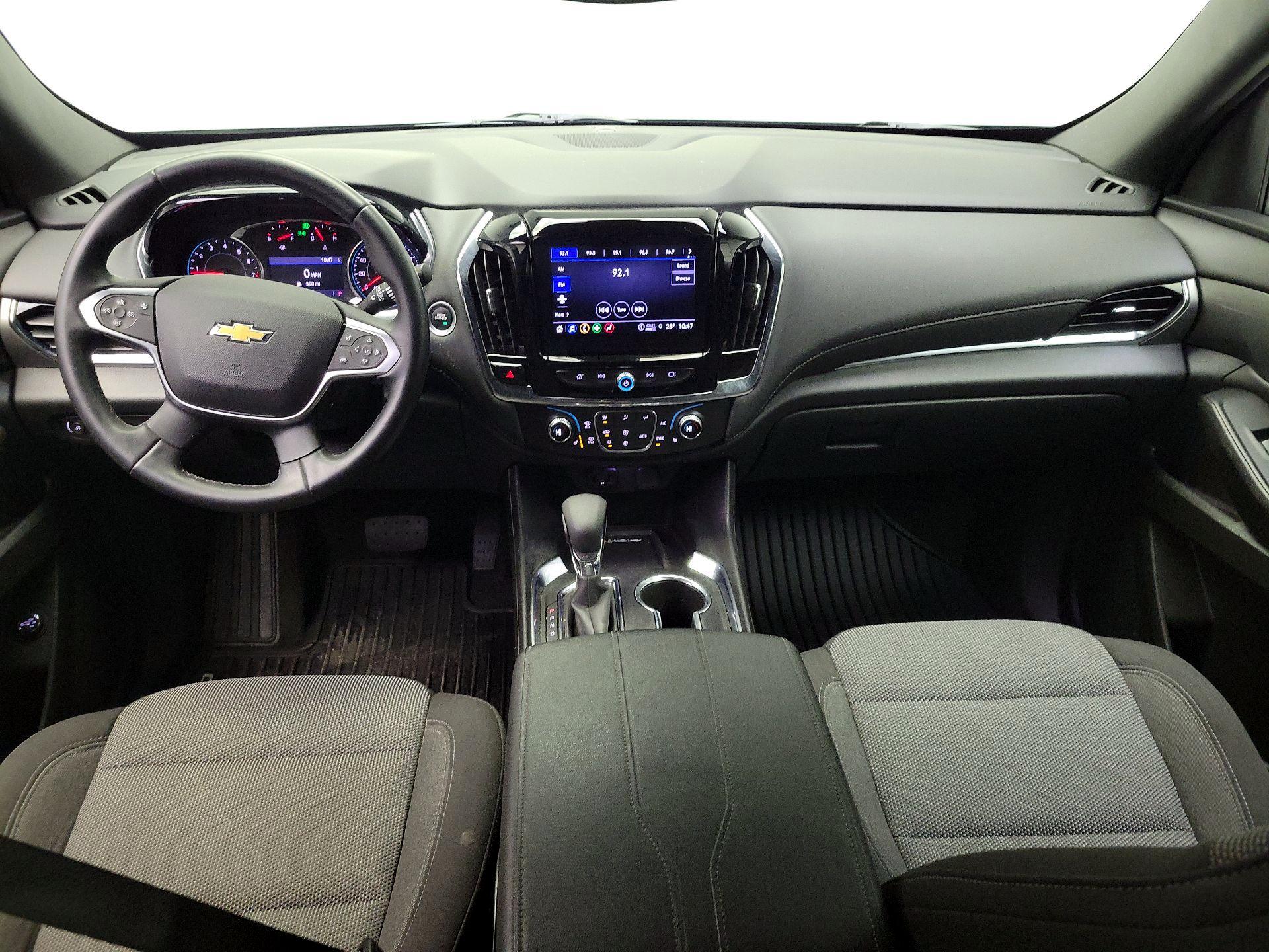 Thumbnail: 2023 Chevrolet Traverse - 9