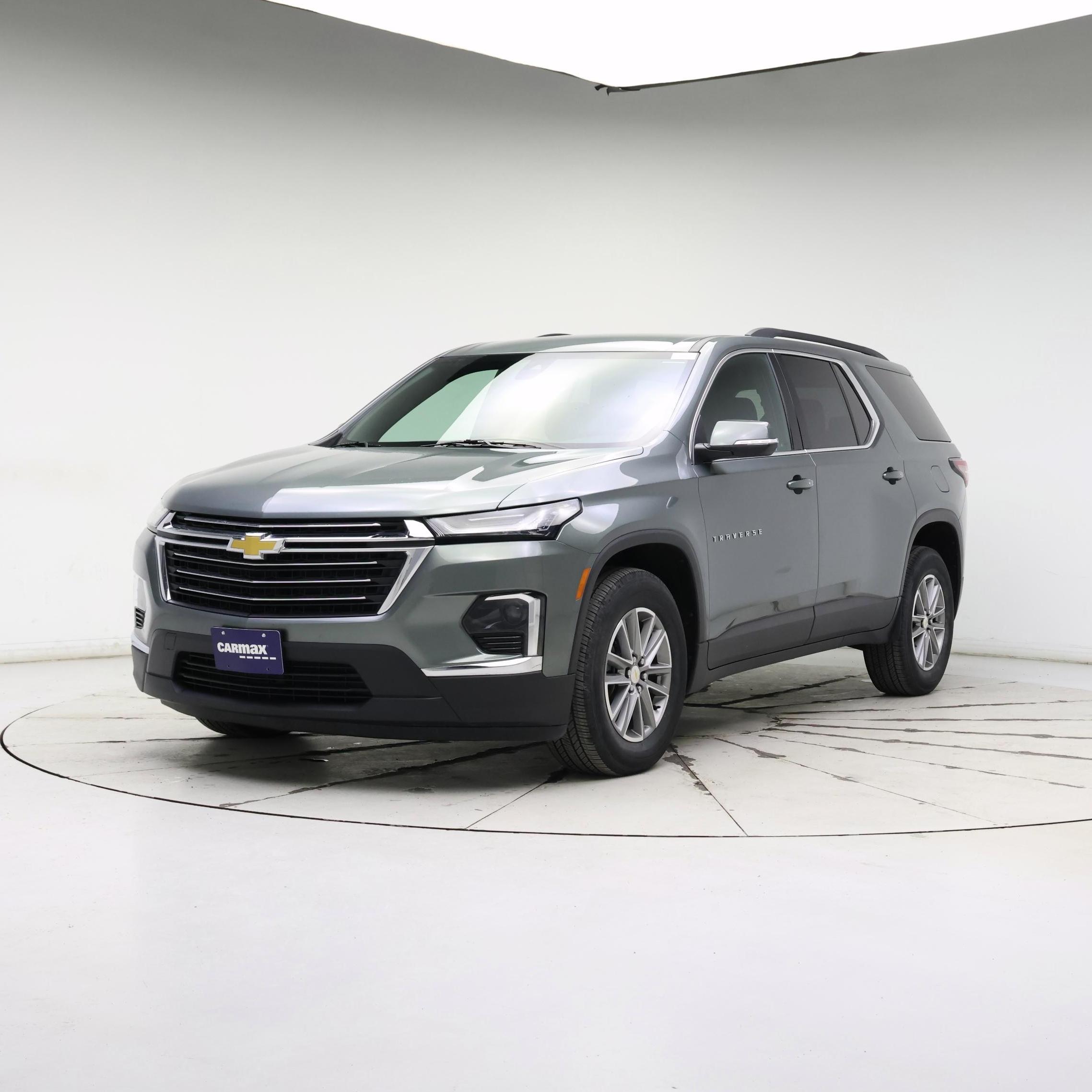 Thumbnail: 2023 Chevrolet Traverse - 4