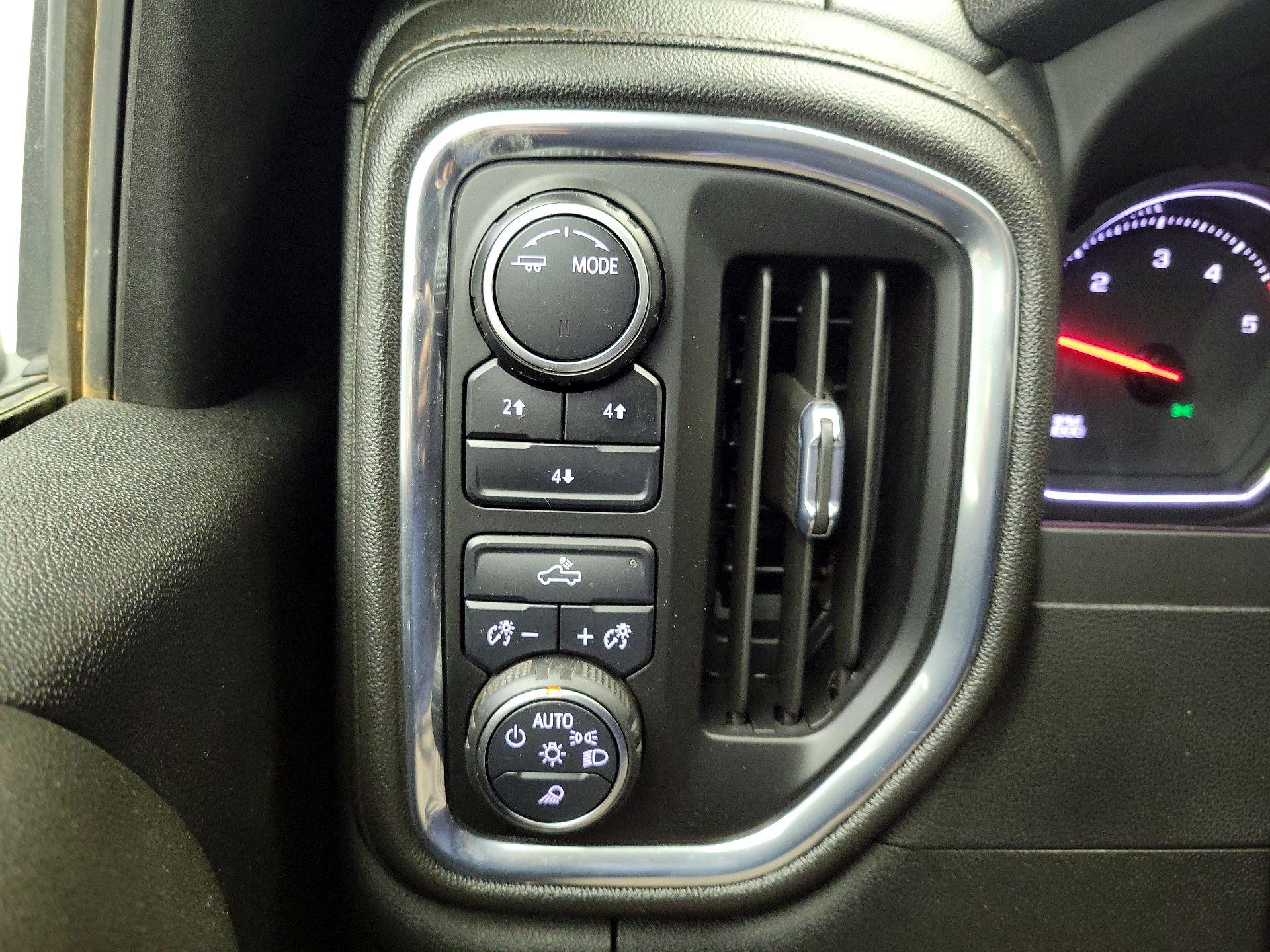 Thumbnail: 2023 Chevrolet Silverado 2500 - 13