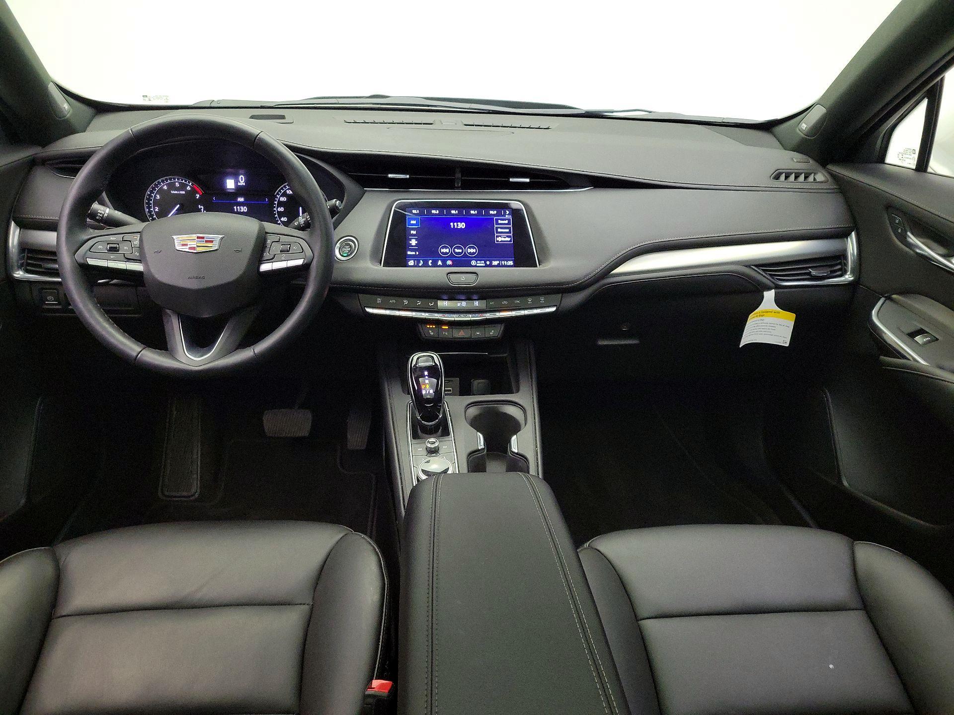 Thumbnail: 2023 Cadillac XT4 - 9