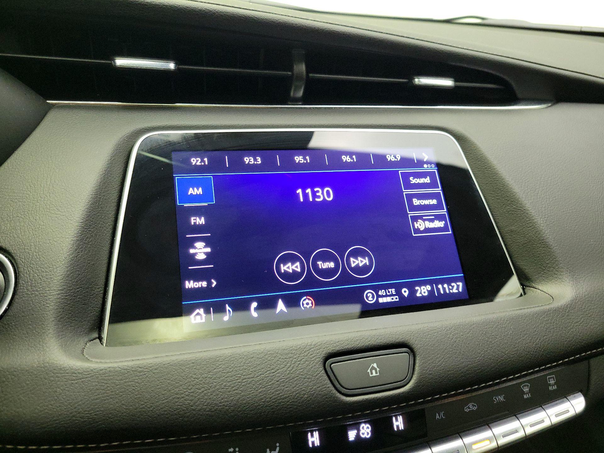 Thumbnail: 2023 Cadillac XT4 - 16