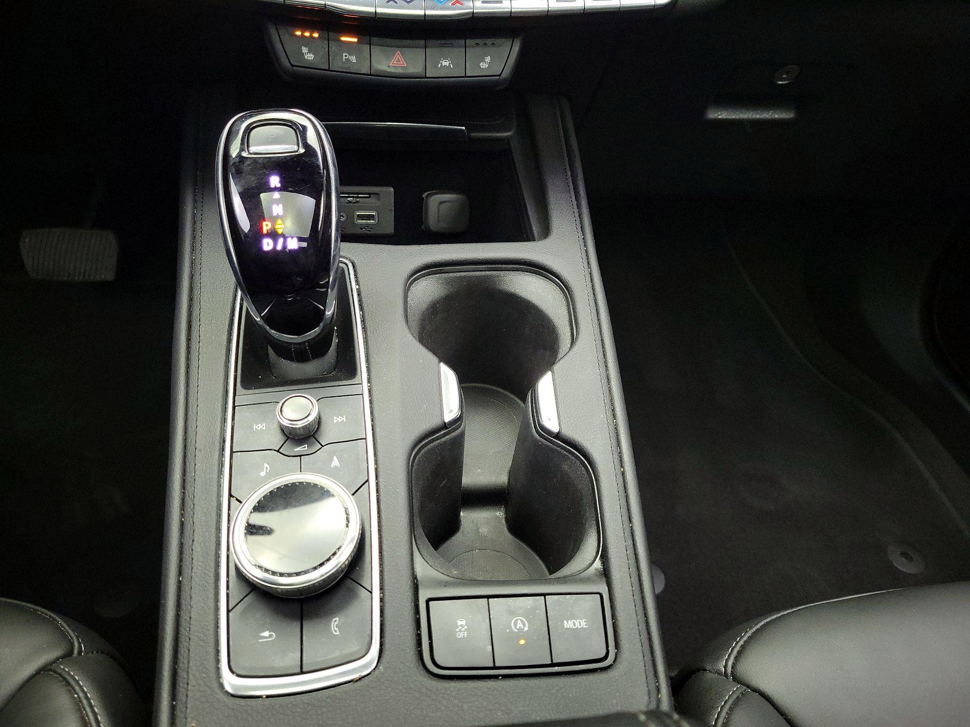 Thumbnail: 2023 Cadillac XT4 - 18