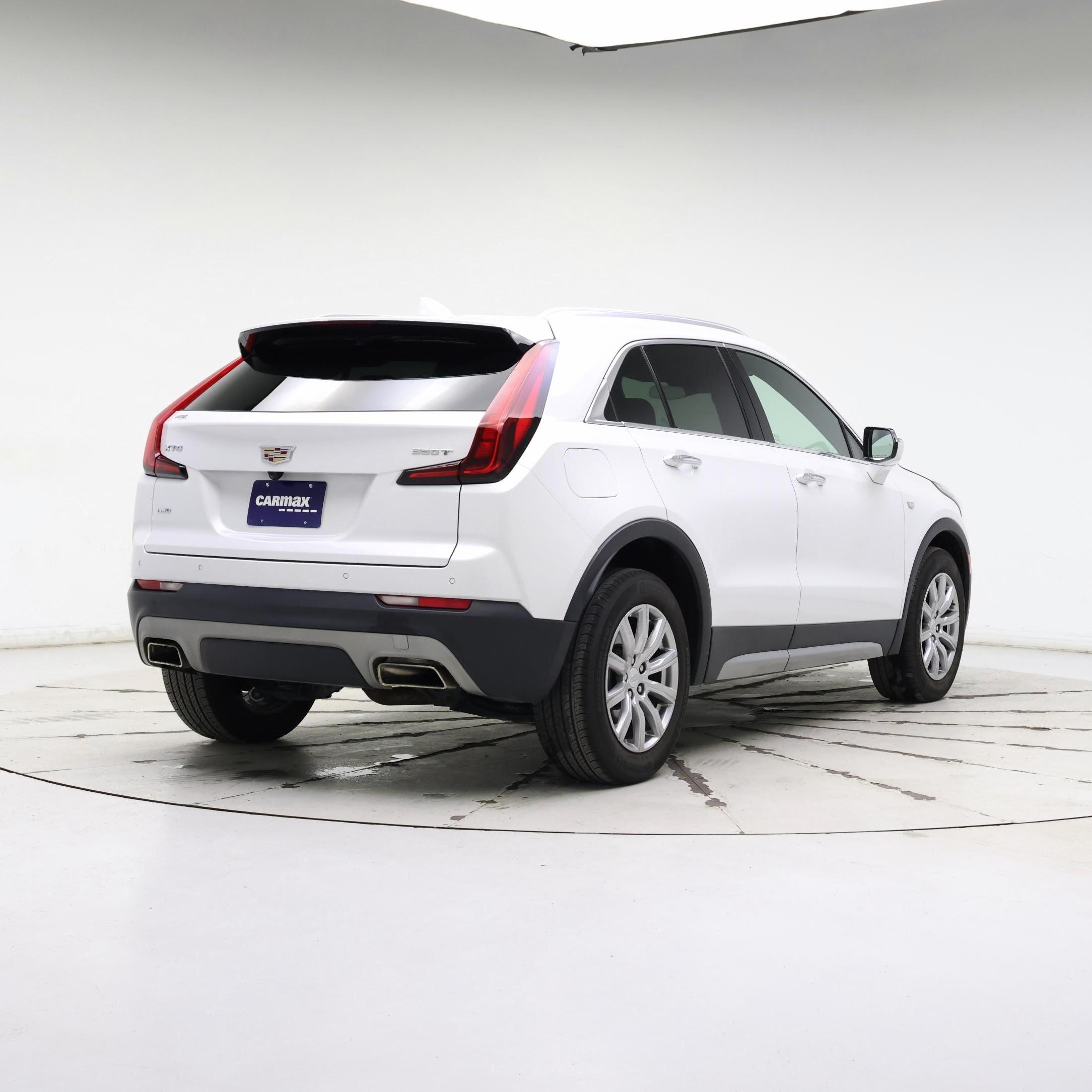 Thumbnail: 2023 Cadillac XT4 - 8