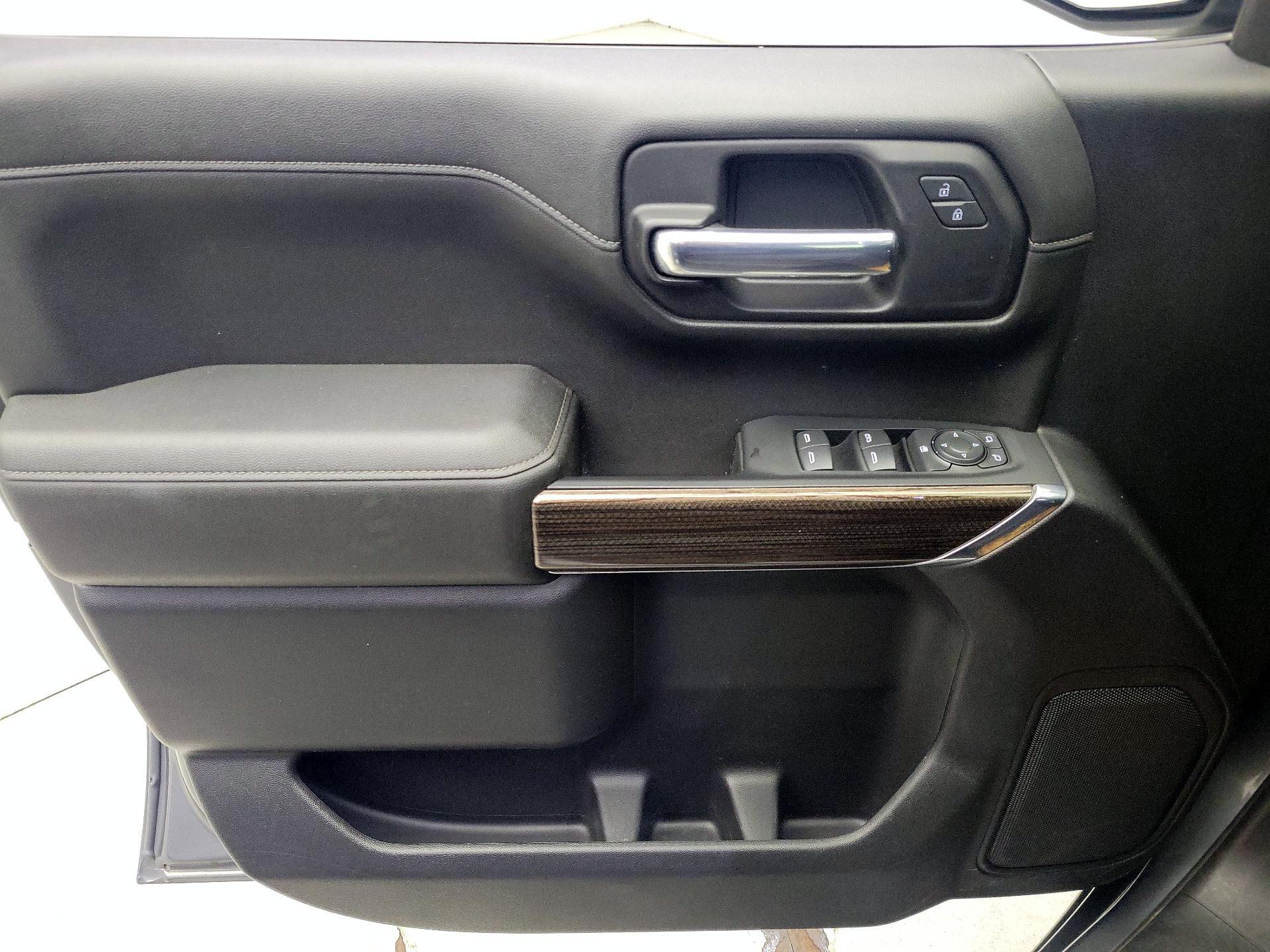 Thumbnail: 2021 Chevrolet Silverado 1500 - 12