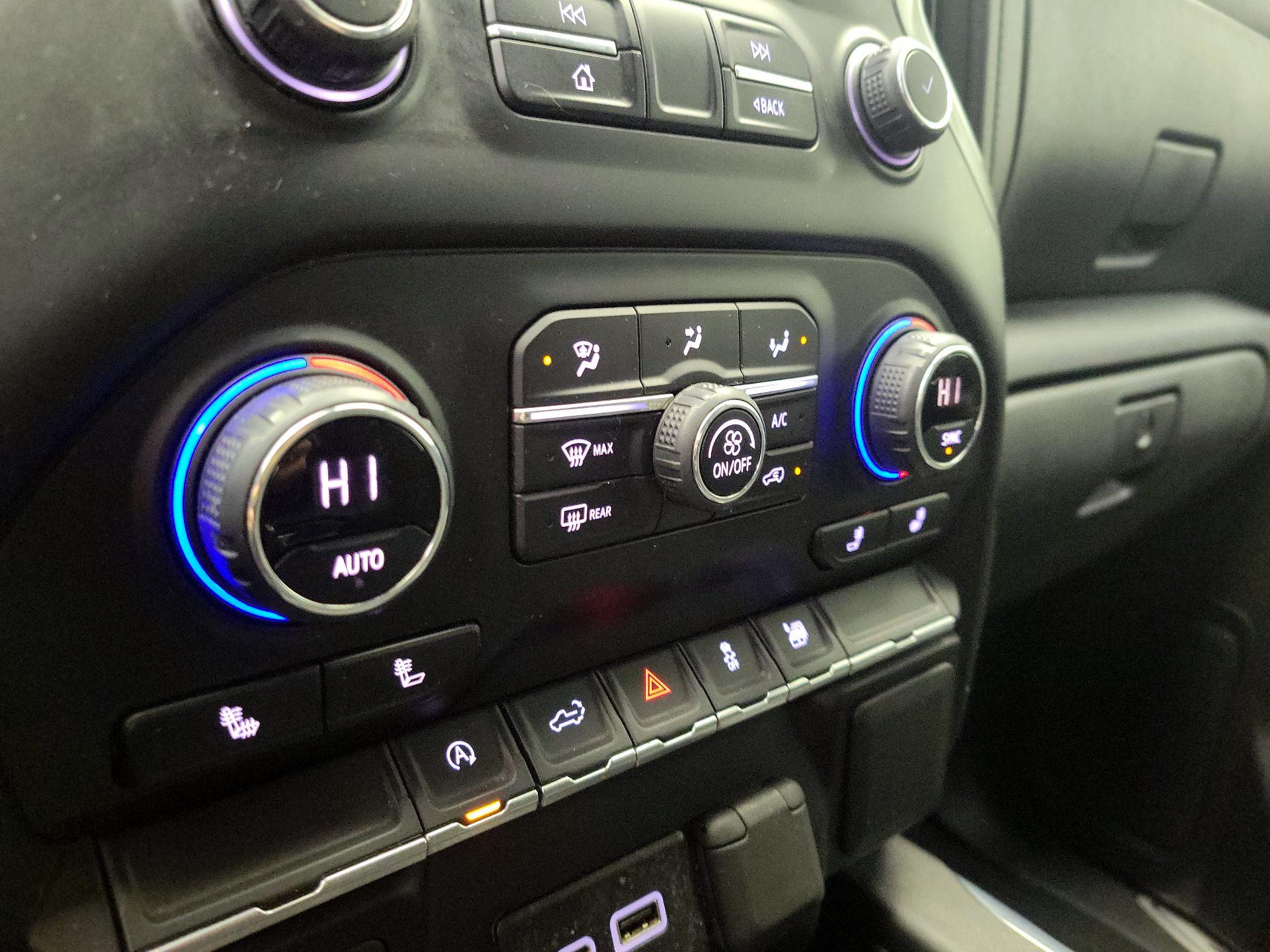 Thumbnail: 2021 Chevrolet Silverado 1500 - 16