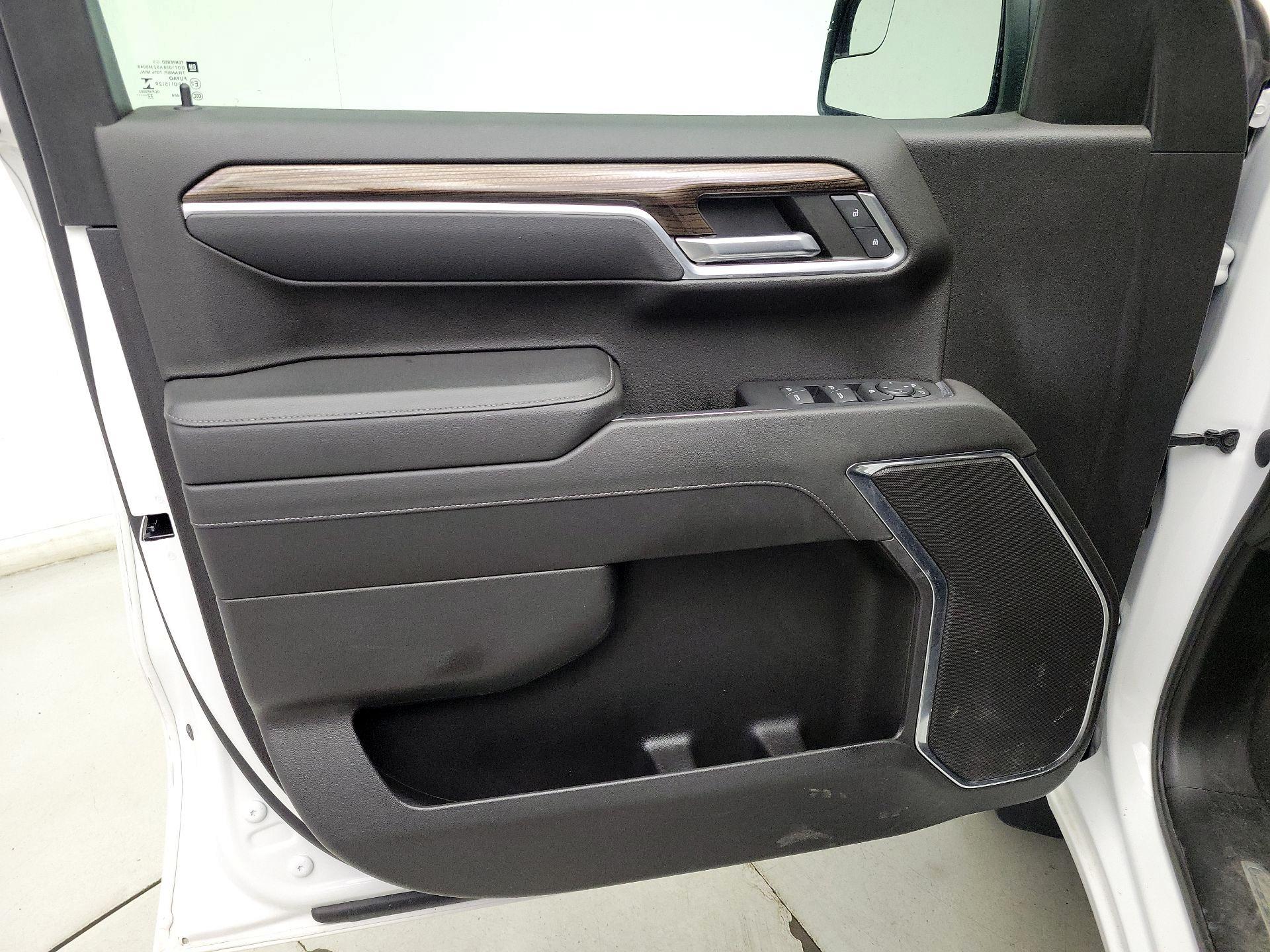 Thumbnail: 2022 Chevrolet Silverado 1500 - 12