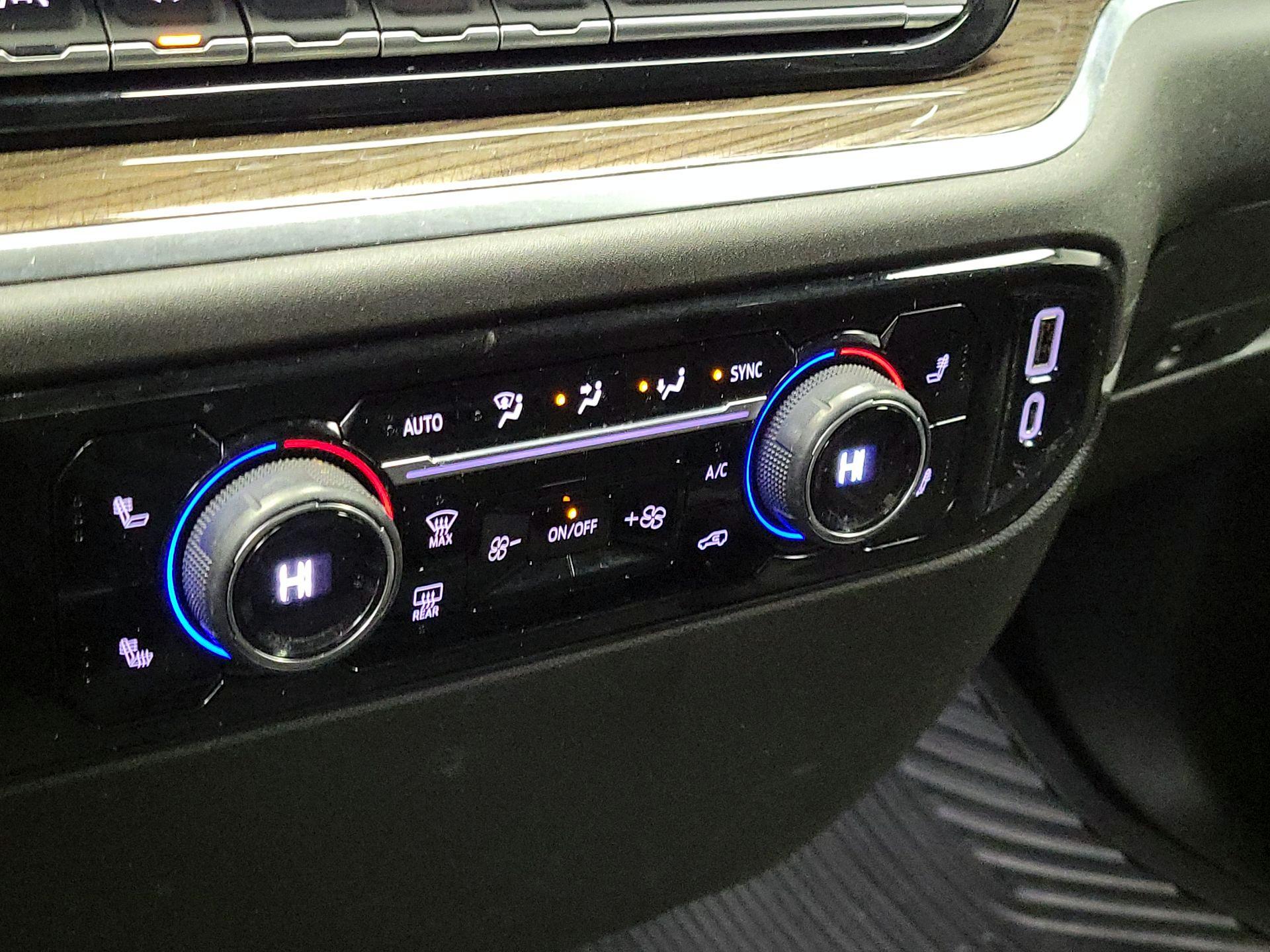 Thumbnail: 2022 Chevrolet Silverado 1500 - 16