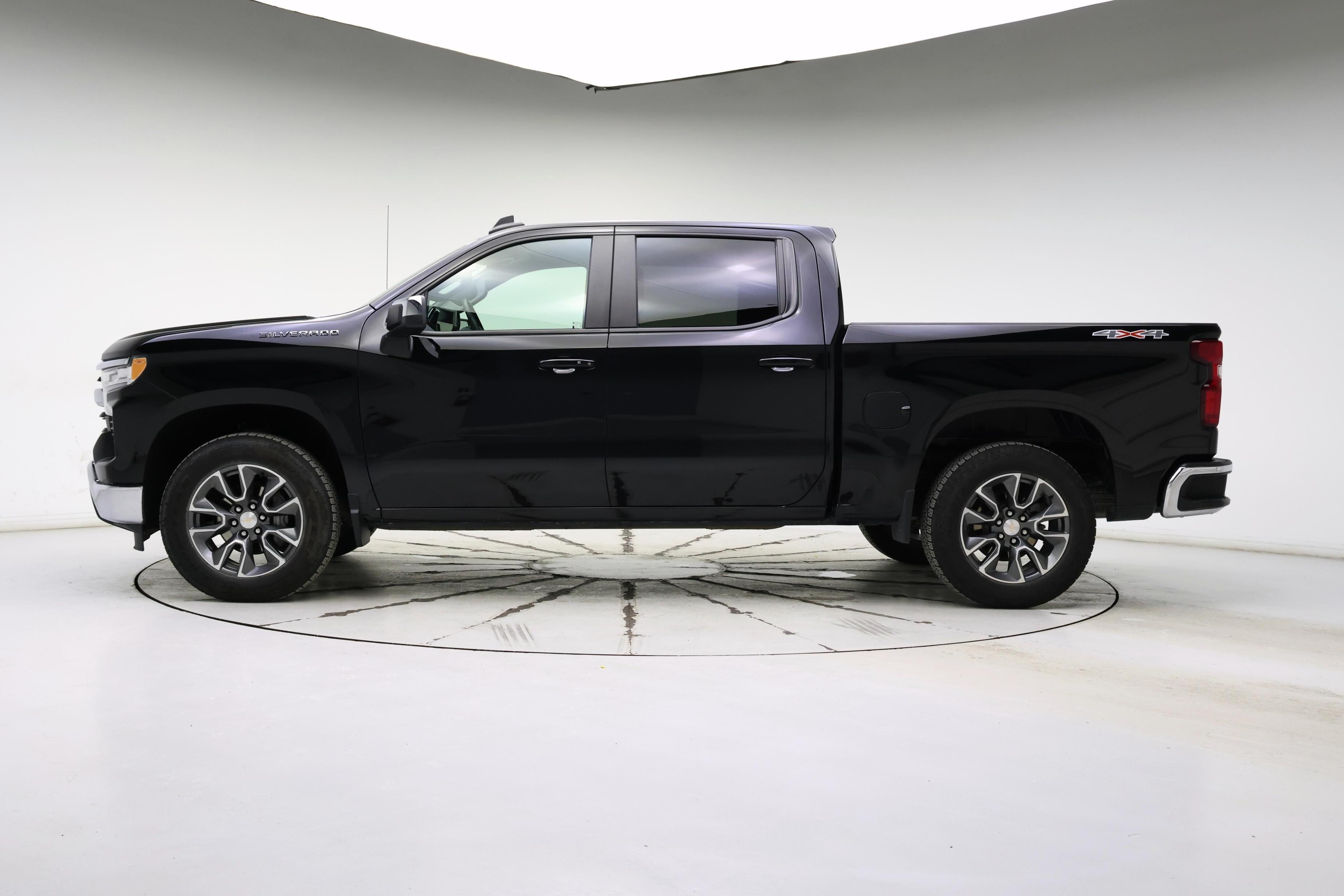 Thumbnail: 2023 Chevrolet Silverado 1500 - 3