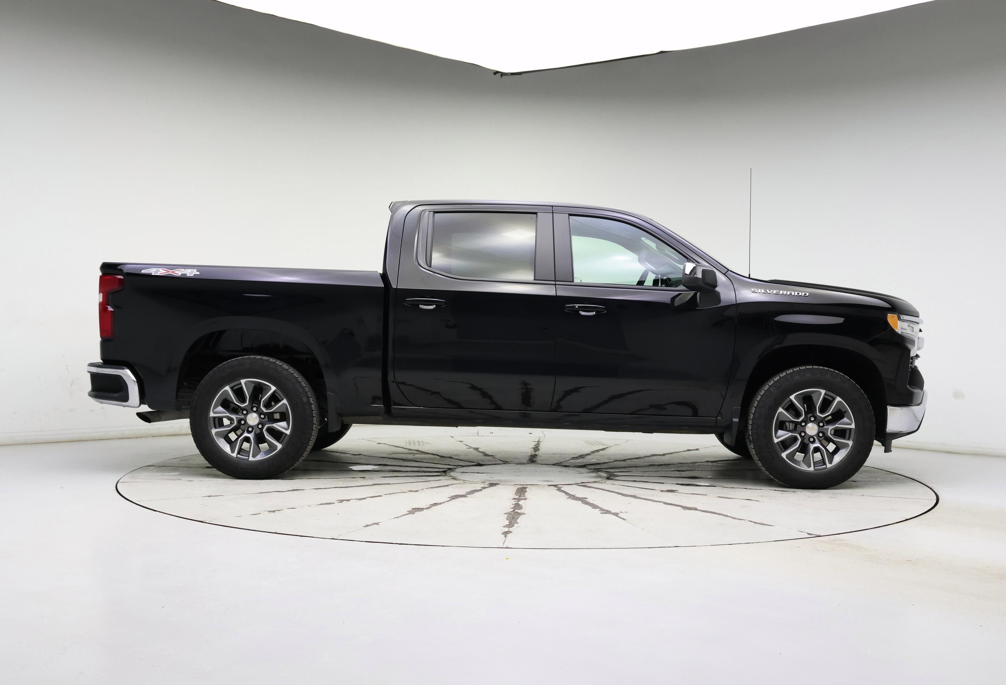 Thumbnail: 2023 Chevrolet Silverado 1500 - 7