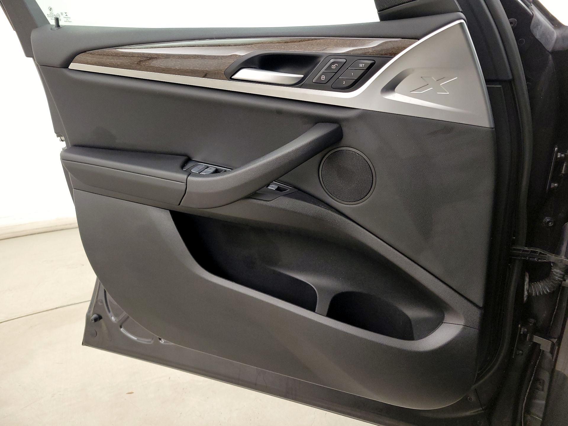 Thumbnail: 2022 BMW X3 - 12