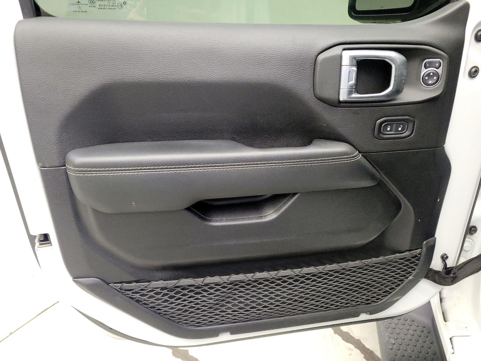 Thumbnail: 2021 Jeep Wrangler - 12