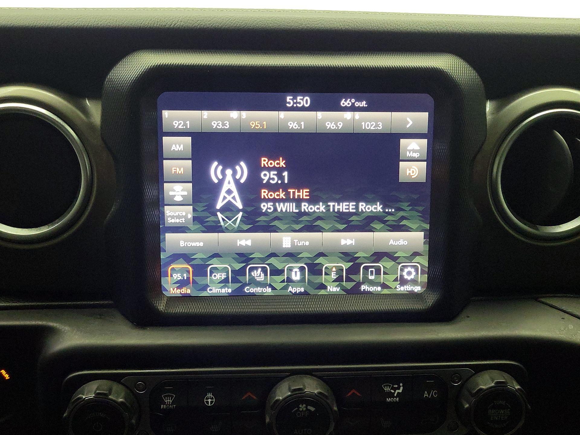 Thumbnail: 2021 Jeep Wrangler - 16