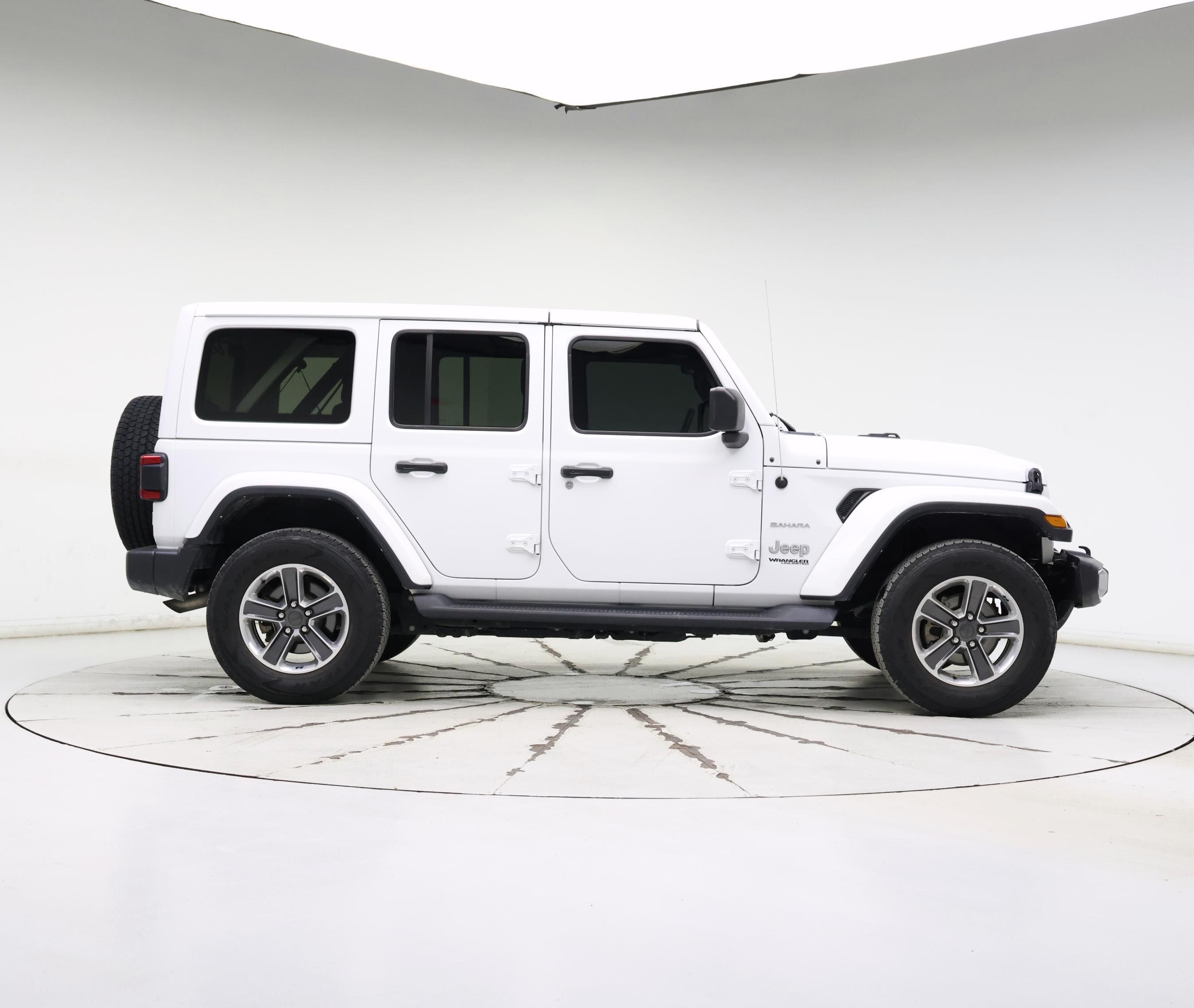 Thumbnail: 2021 Jeep Wrangler - 7