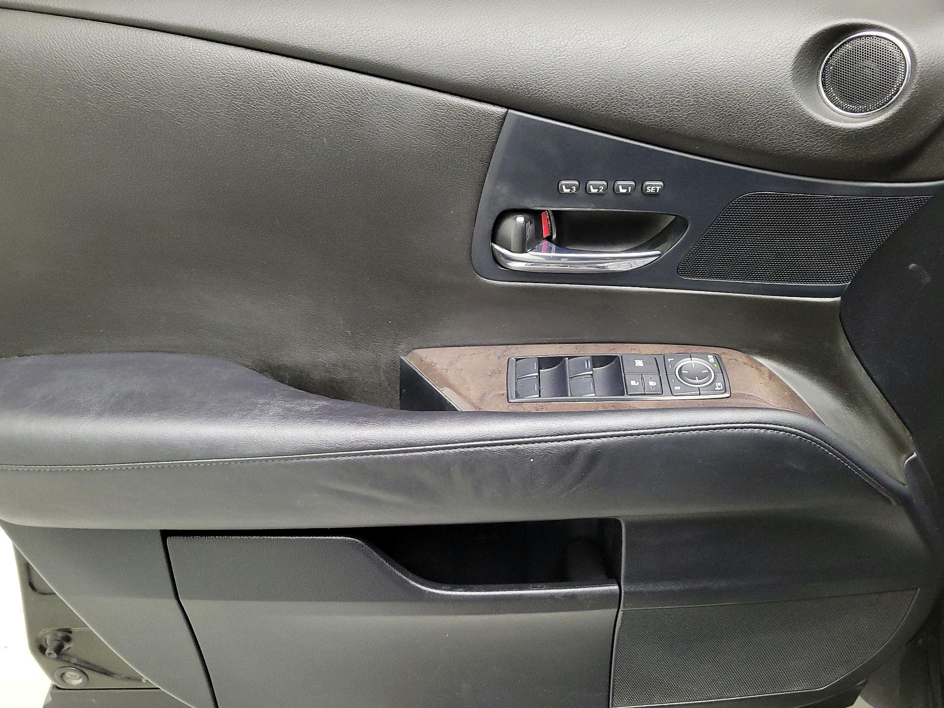 Thumbnail: 2015 Lexus RX - 12