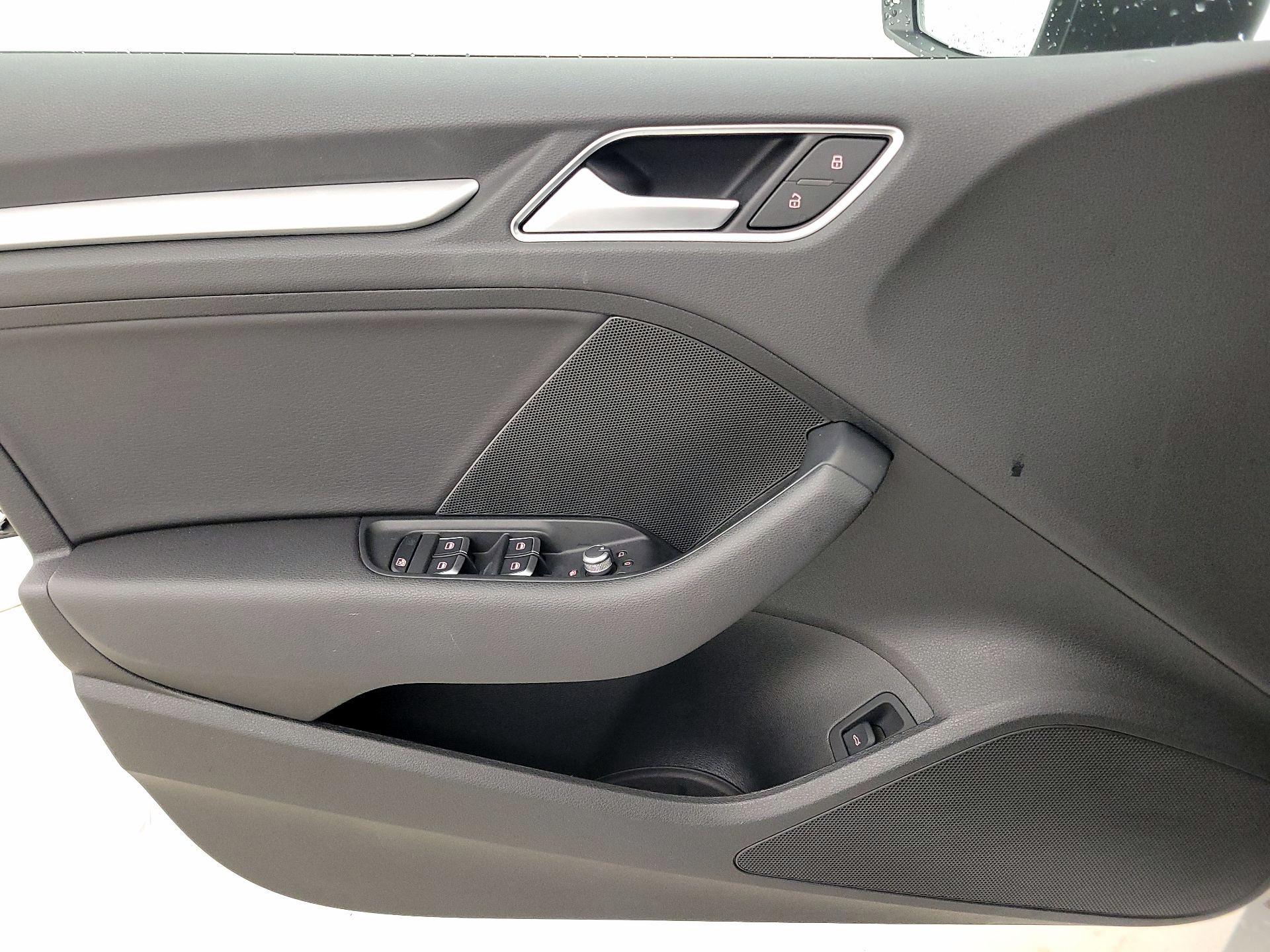 Thumbnail: 2016 Audi A3 - 12