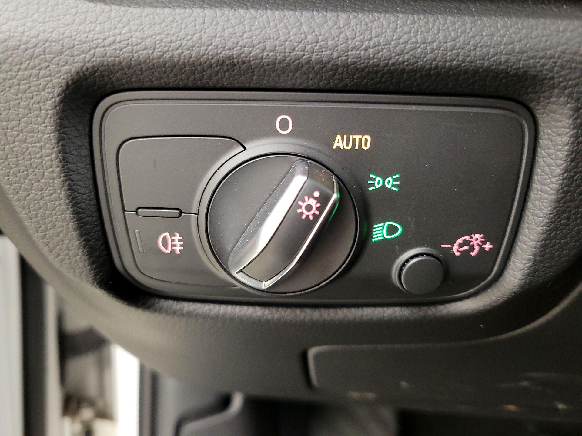 Thumbnail: 2016 Audi A3 - 13