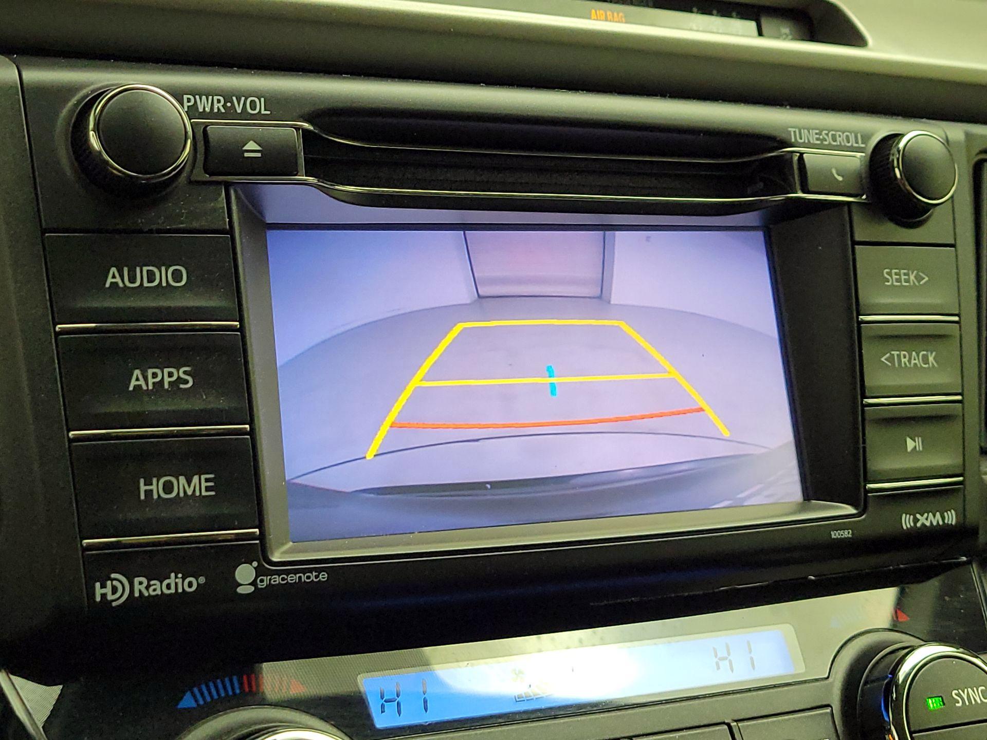 Thumbnail: 2018 Toyota RAV4 - 14