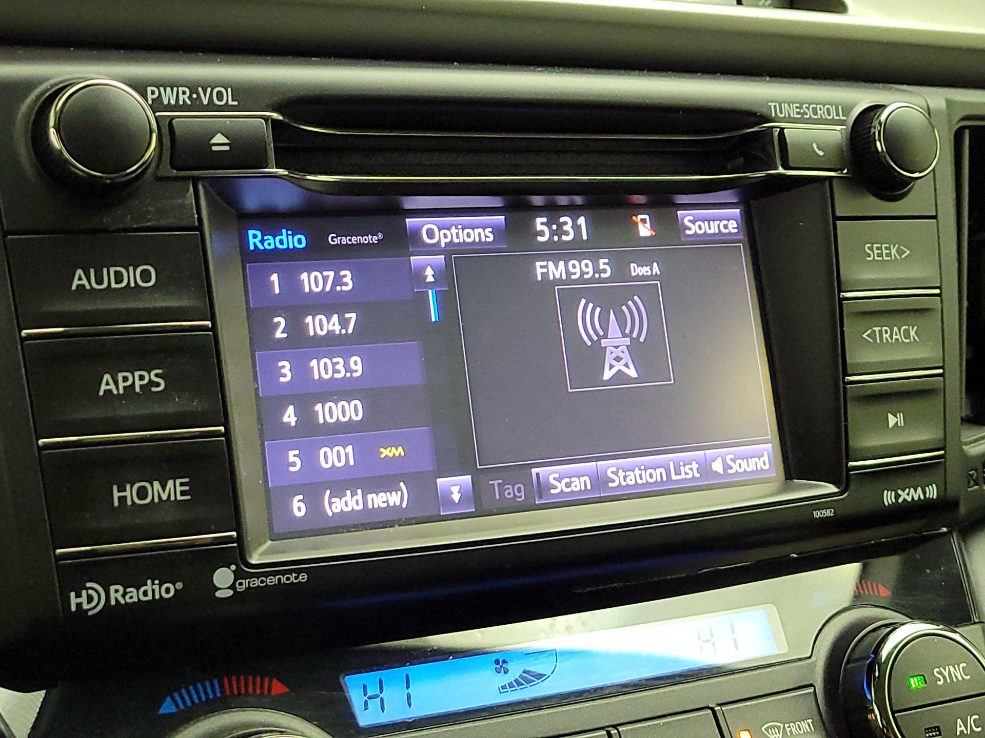 Thumbnail: 2018 Toyota RAV4 - 15