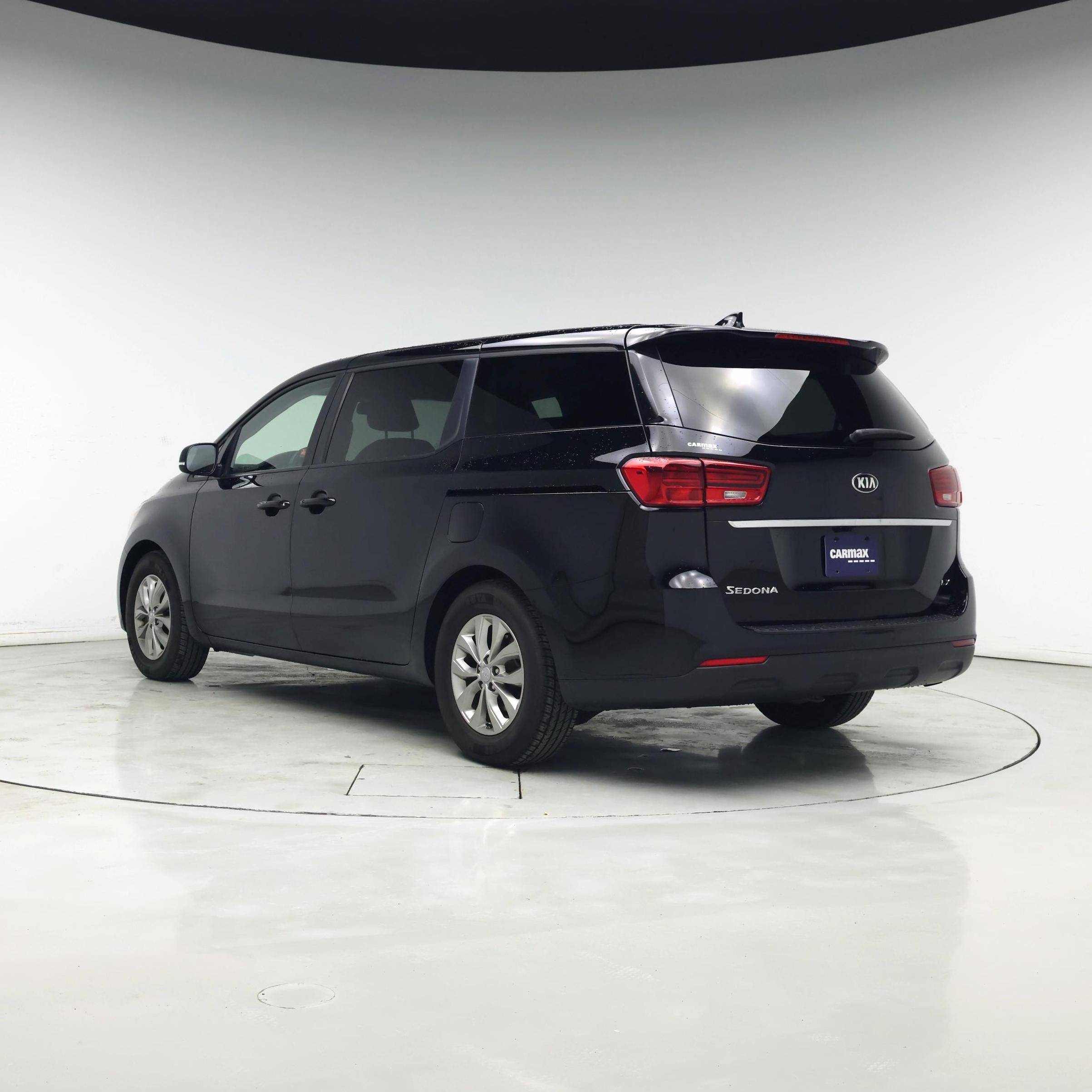 Thumbnail: 2019 Kia Sedona - 2