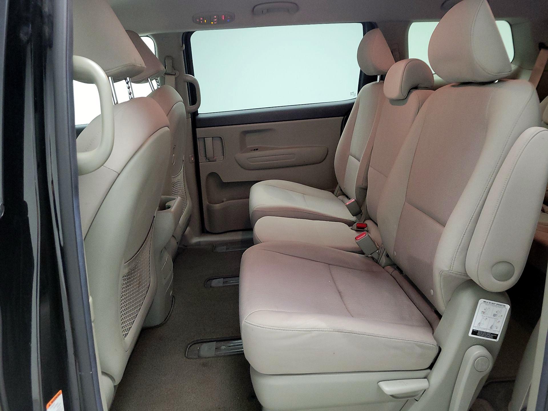 Thumbnail: 2019 Kia Sedona - 19