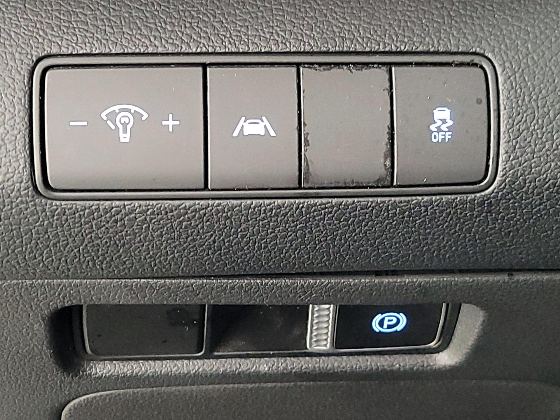 Thumbnail: 2021 Hyundai Santa Fe - 13