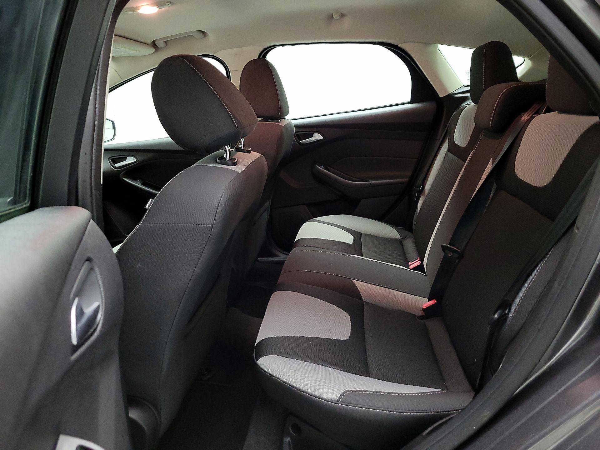 Thumbnail: 2014 Ford Focus - 18