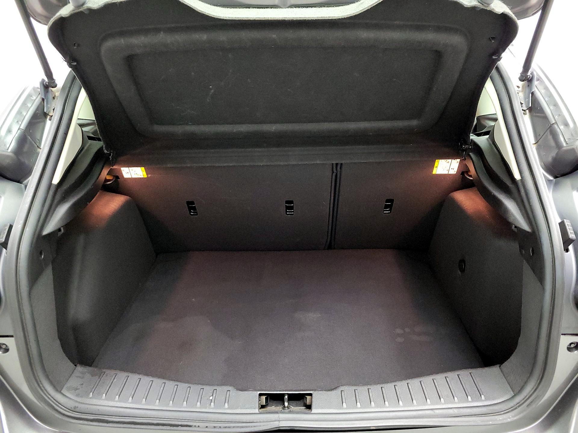 Thumbnail: 2014 Ford Focus - 19