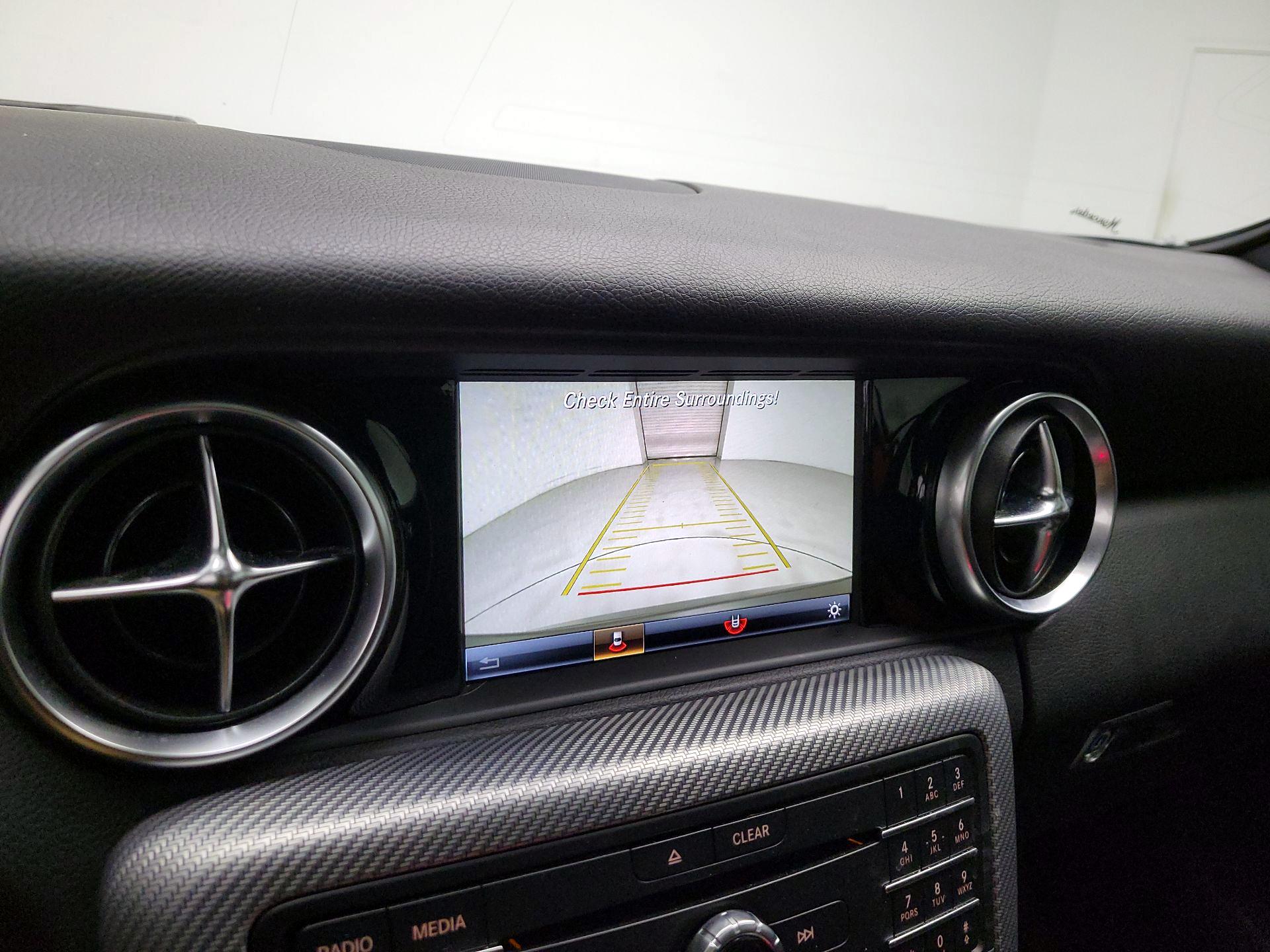 Thumbnail: 2020 Mercedes-Benz SLC - 14