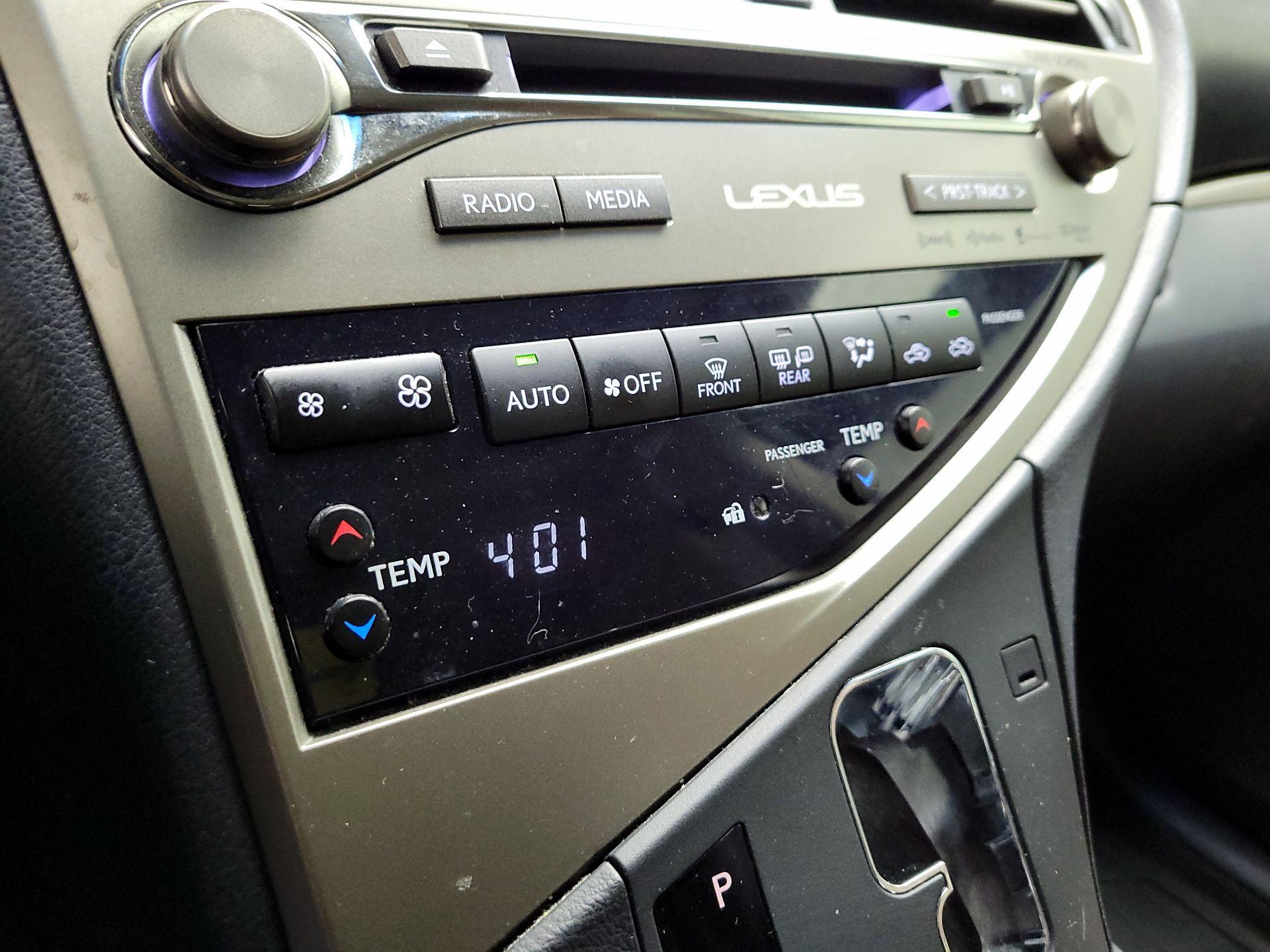 Thumbnail: 2015 Lexus RX - 16