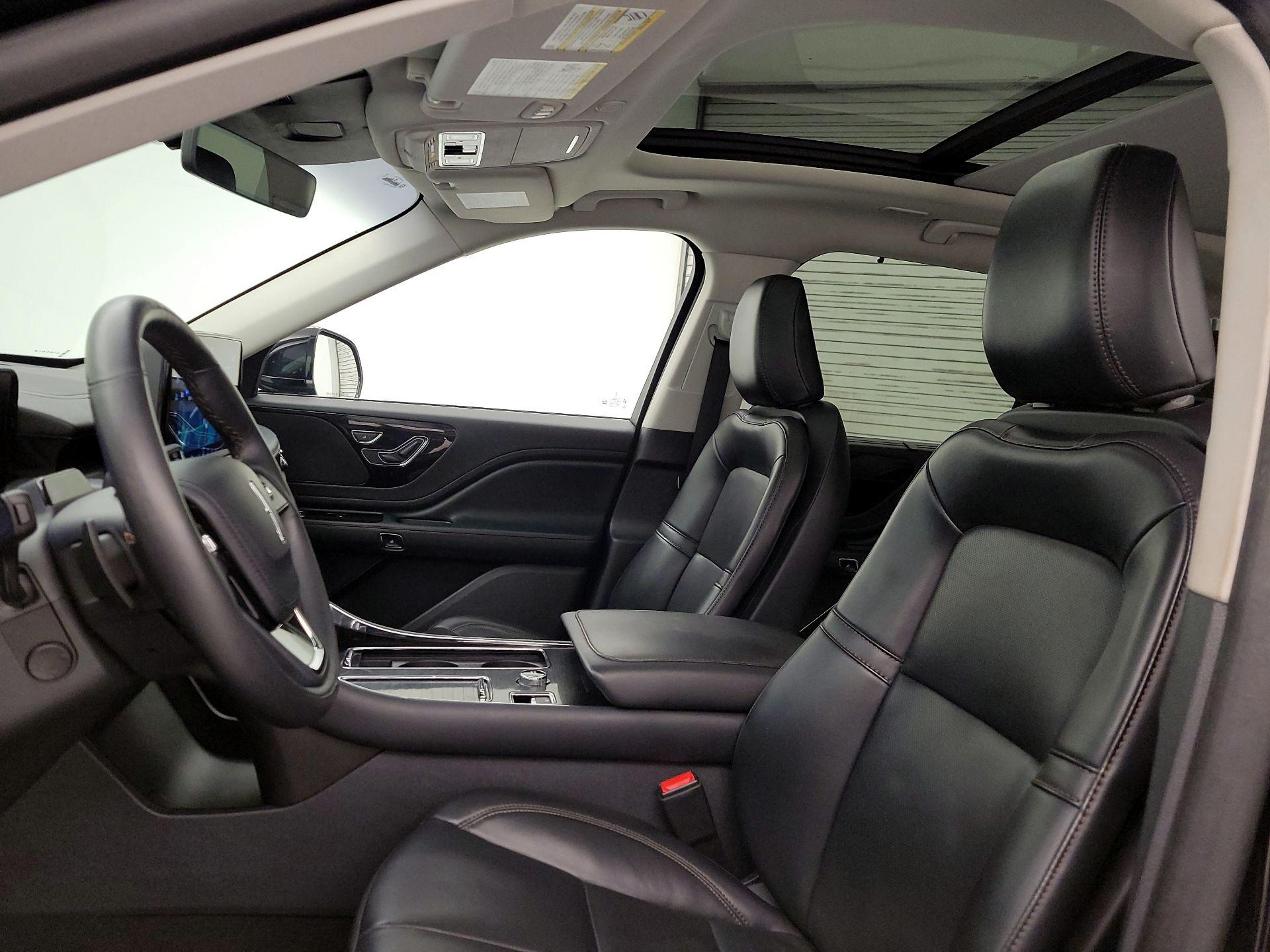 Thumbnail: 2025 Lincoln Aviator - 20