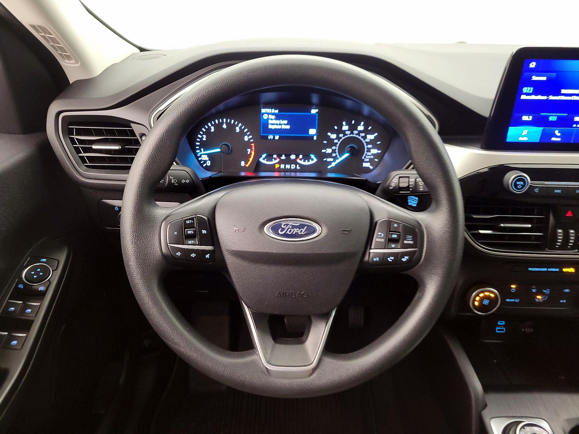 Thumbnail: 2022 Ford Escape - 10