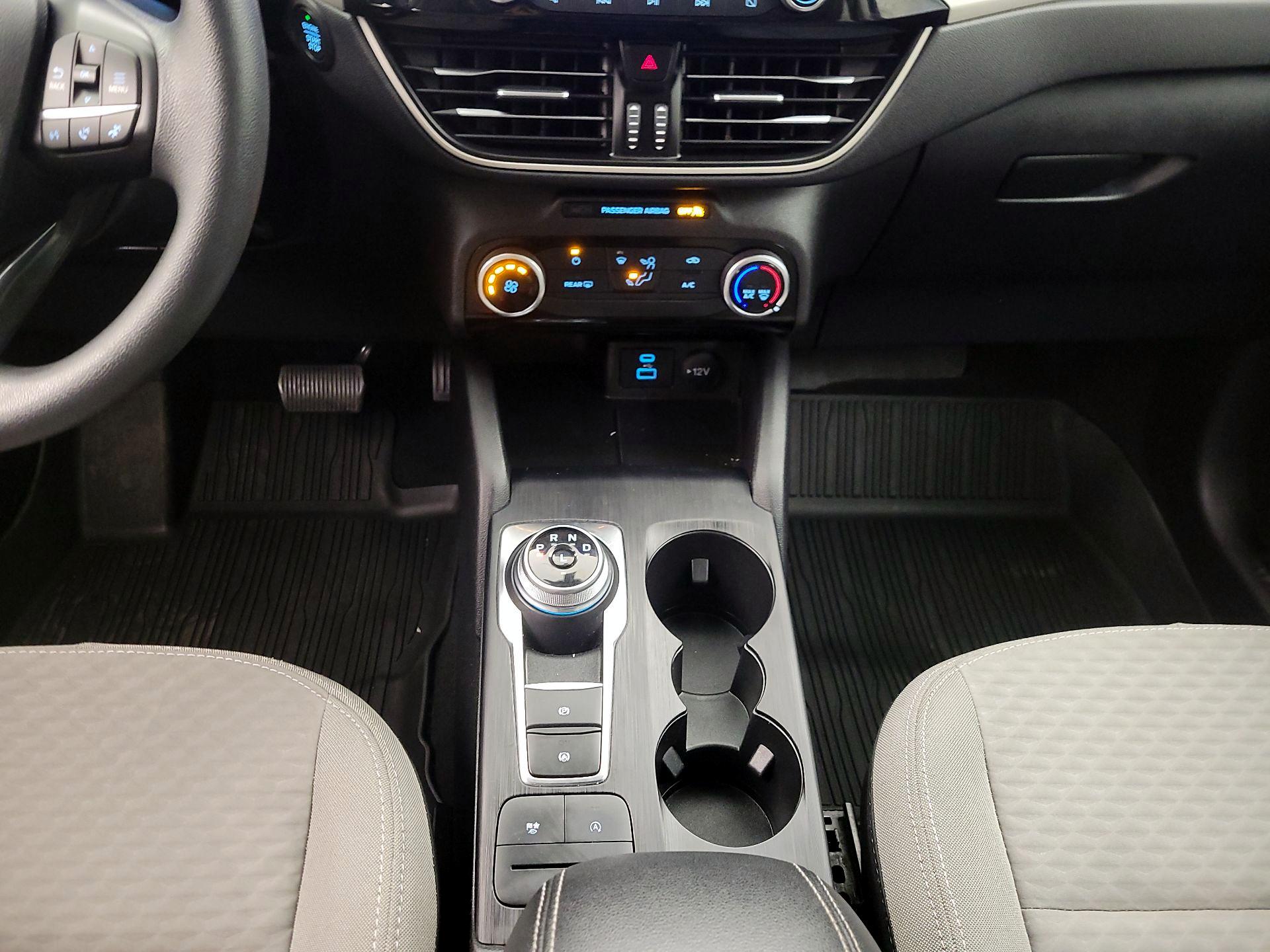 Thumbnail: 2022 Ford Escape - 17