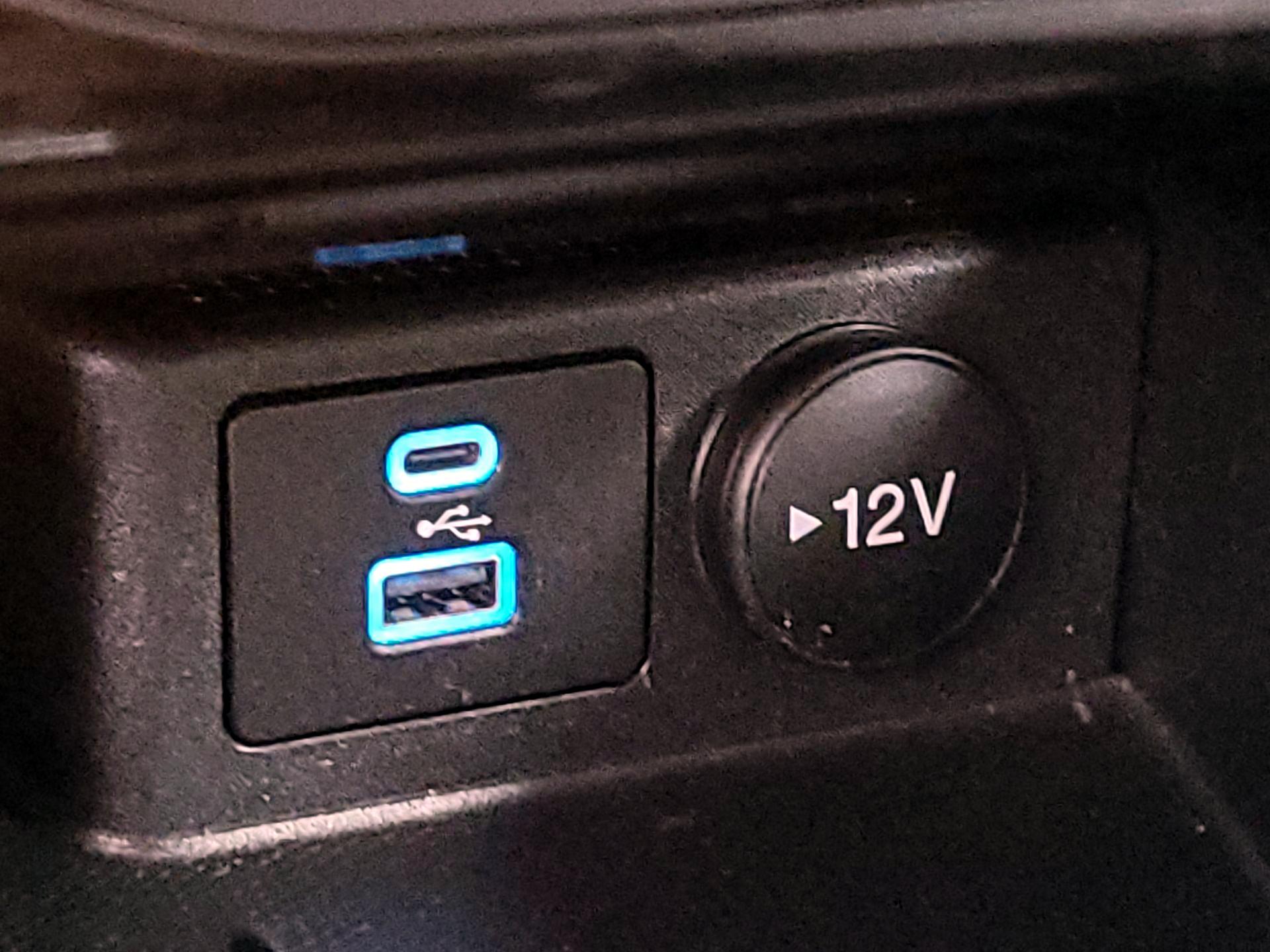 Thumbnail: 2022 Ford Escape - 18