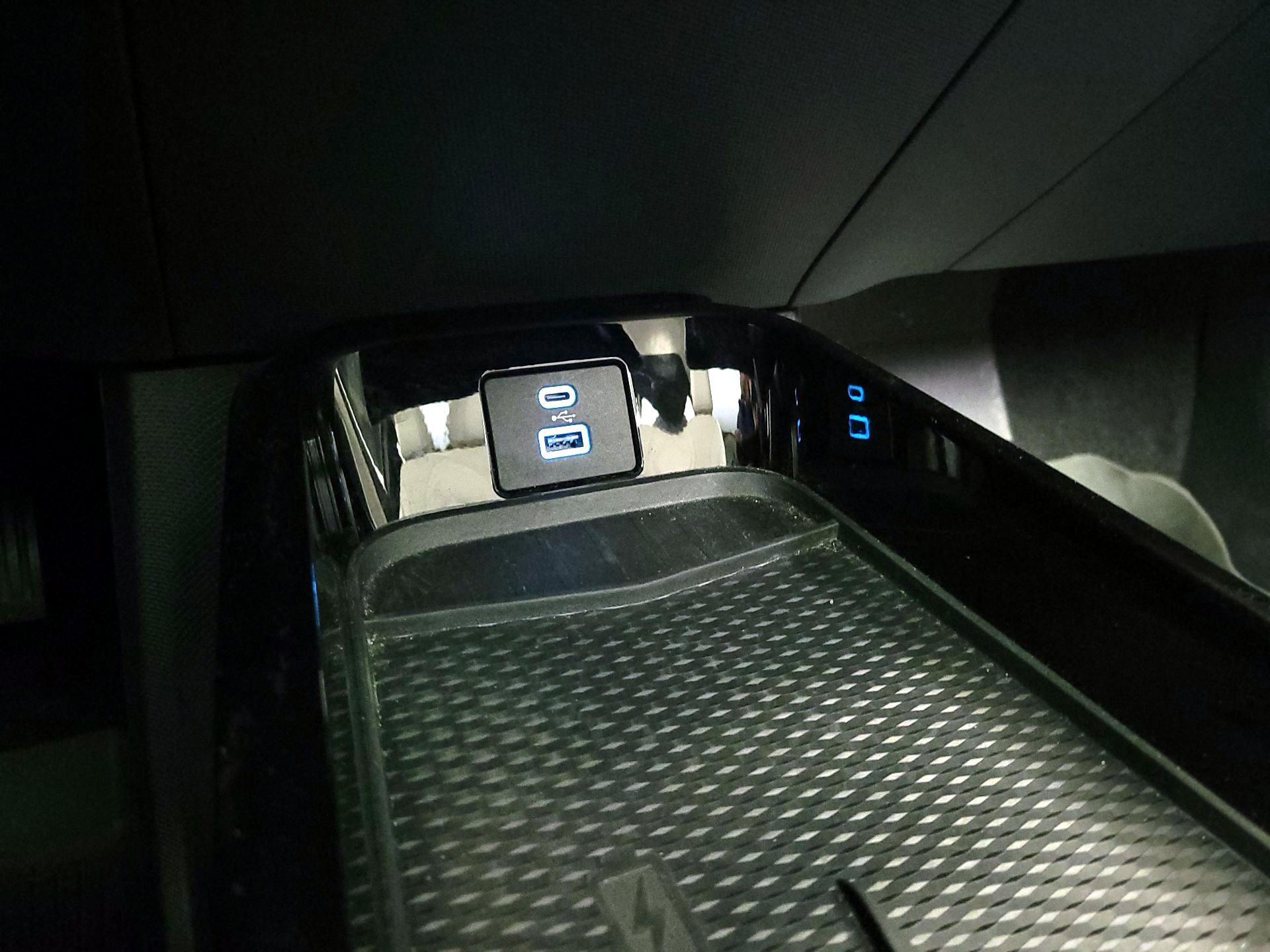 Thumbnail: 2022 Ford Mustang Mach-E - 19