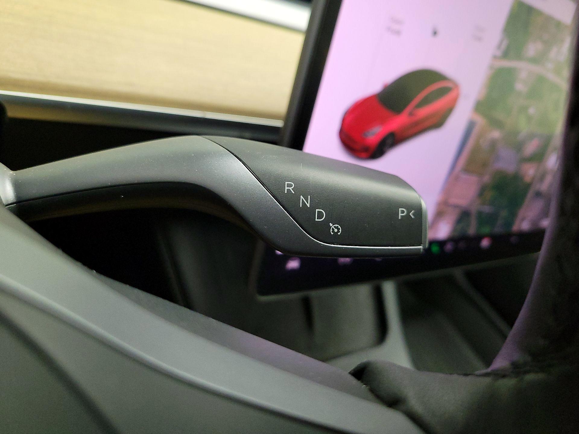 Thumbnail: 2022 Tesla Model 3 - 17